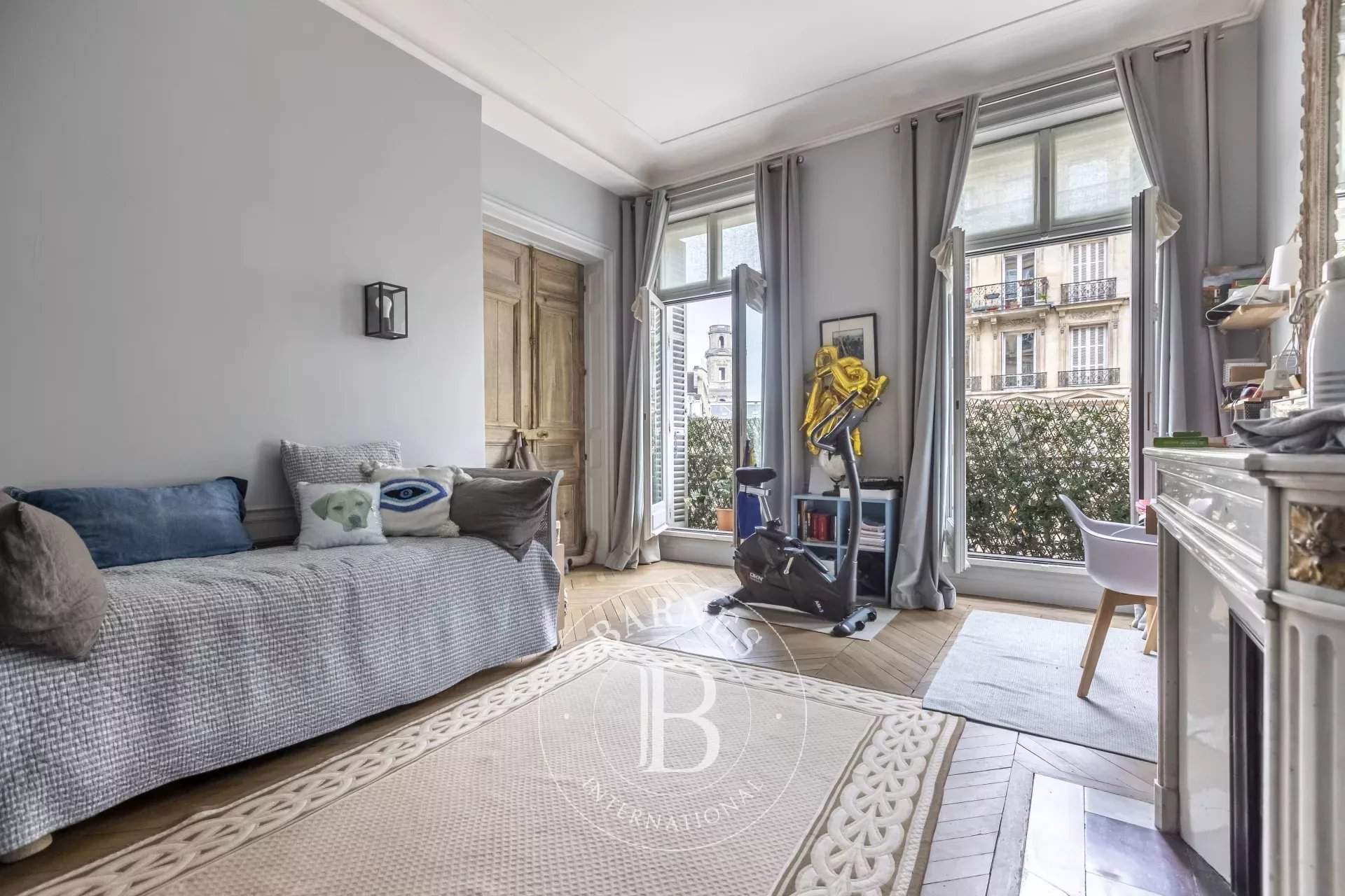 Paris  - Apartment 3 Bedrooms - picture 10