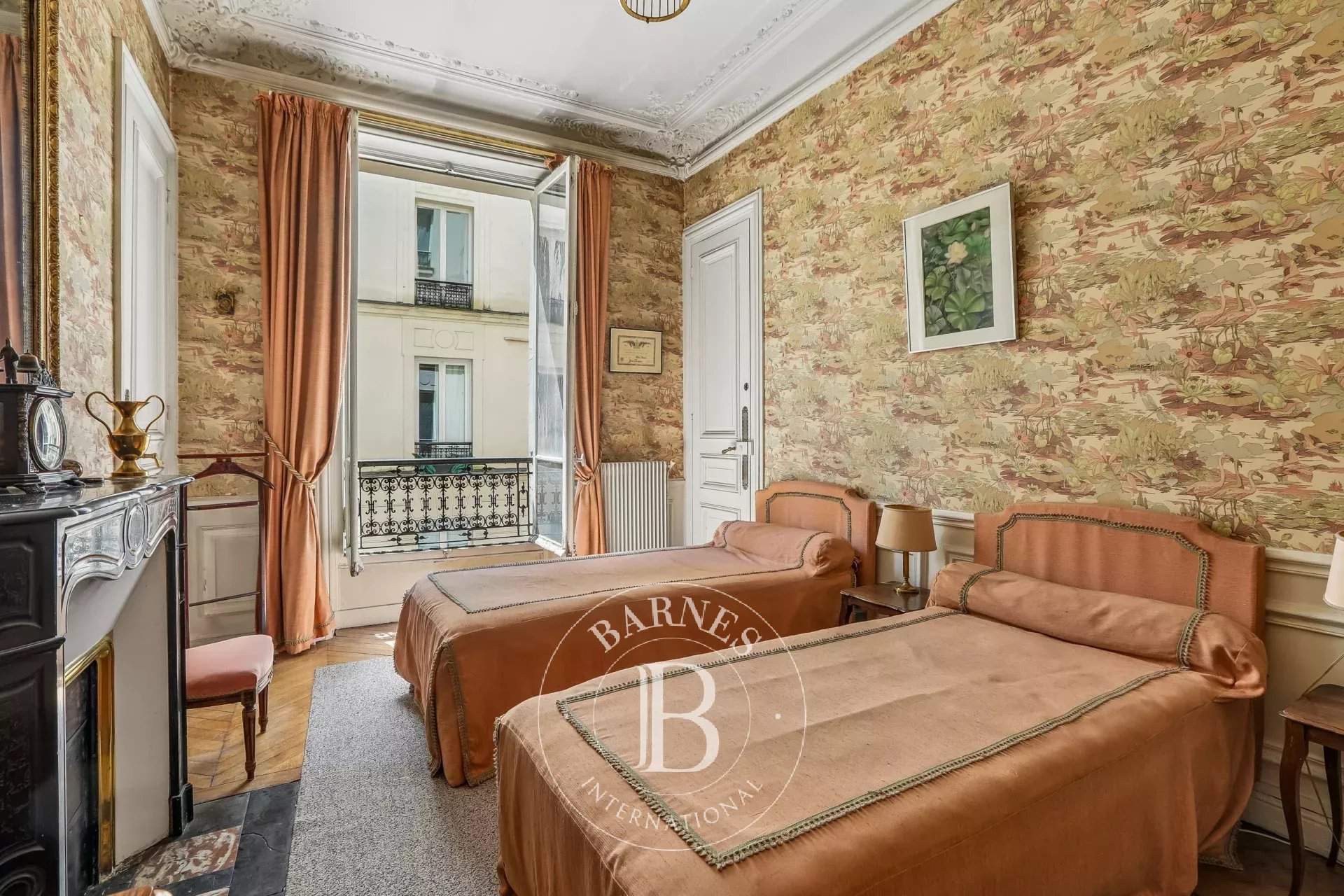 Paris  - Appartement 6 Pi&egrave;ces 4 Chambres - picture 13