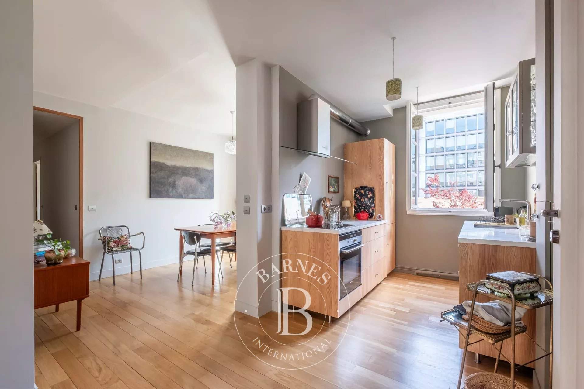 Paris  - Appartement 5 Pi&egrave;ces 3 Chambres - picture 8