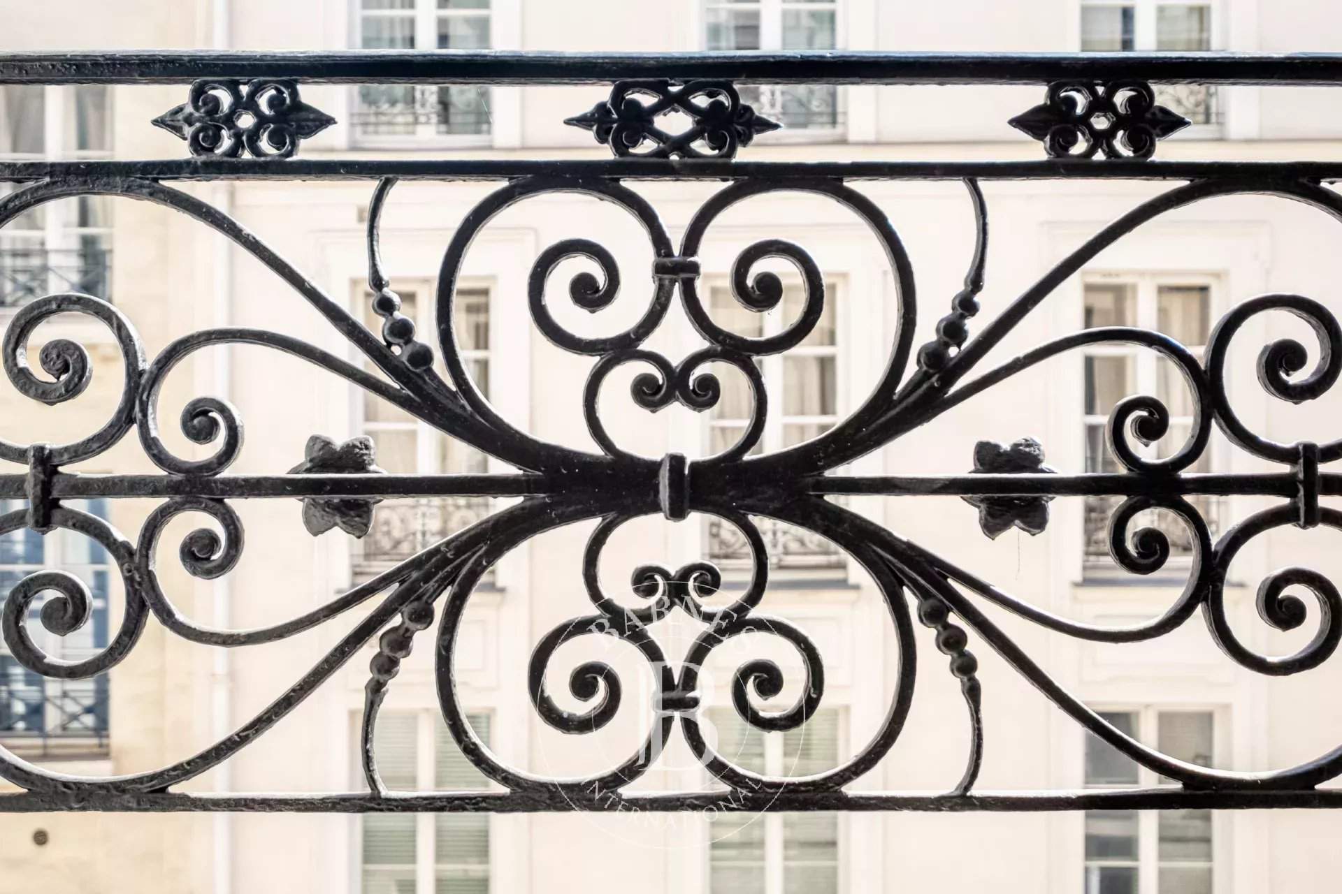 Paris  - Apartment 2 Bedrooms - picture 12