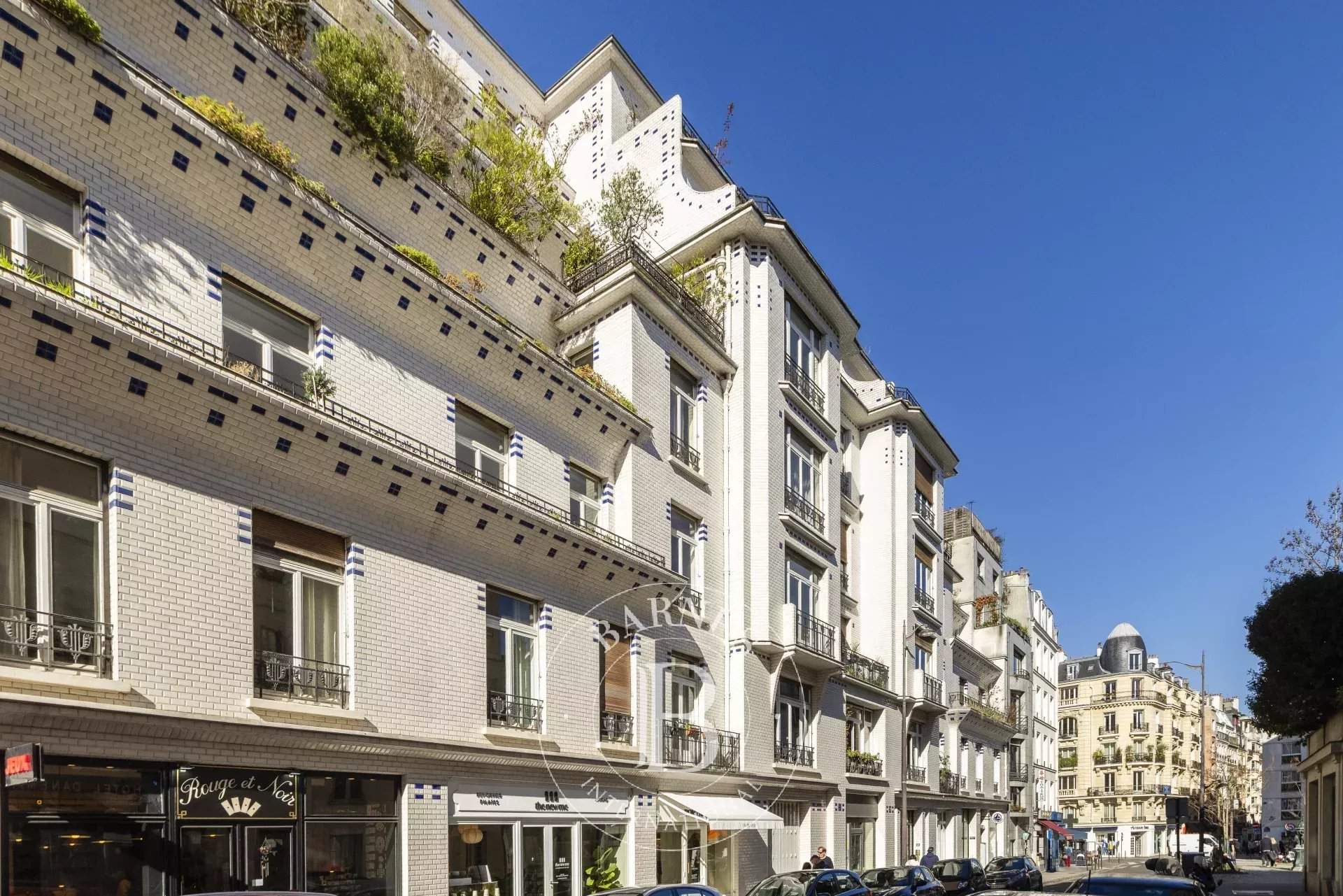 Paris  - Apartment 3 Bedrooms - picture 16