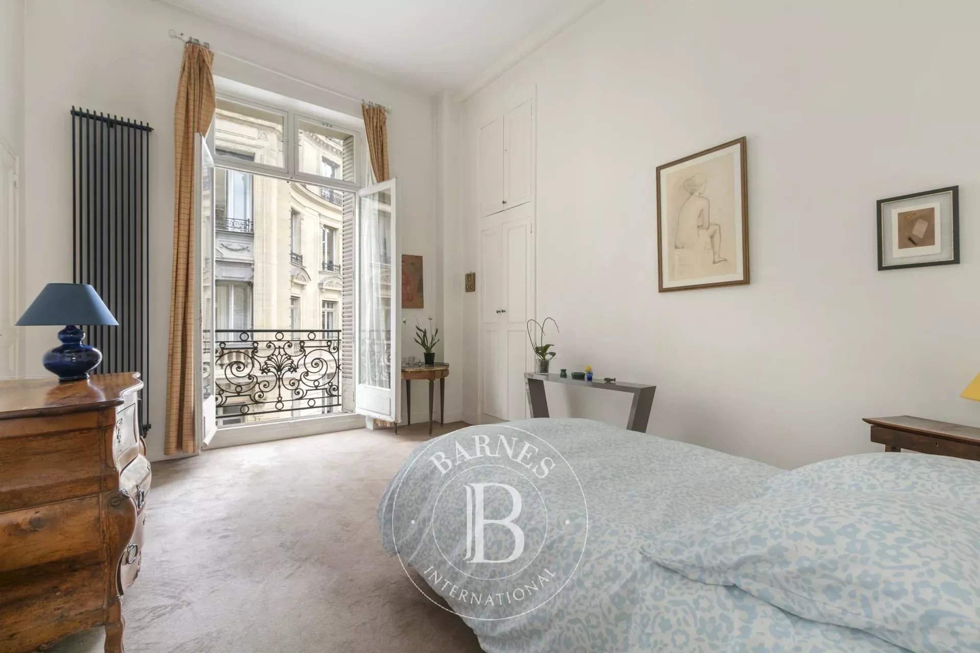 Paris  - Appartement 5 Pi&egrave;ces 3 Chambres - picture 8