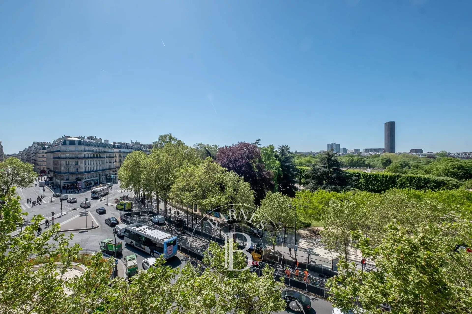 Paris  - Apartment 2 Bedrooms - picture 2