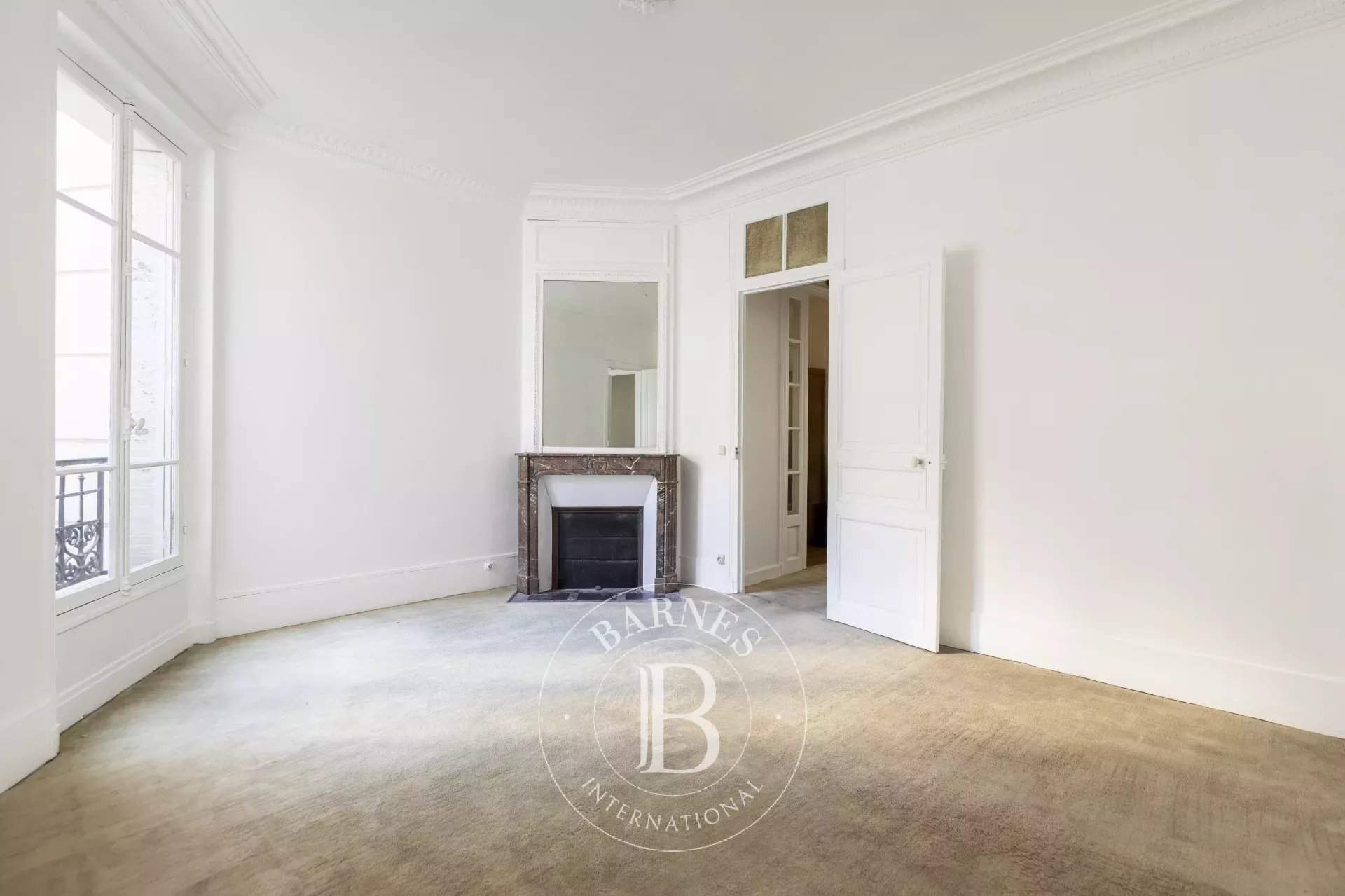 Paris  - Apartment 3 Bedrooms - picture 9