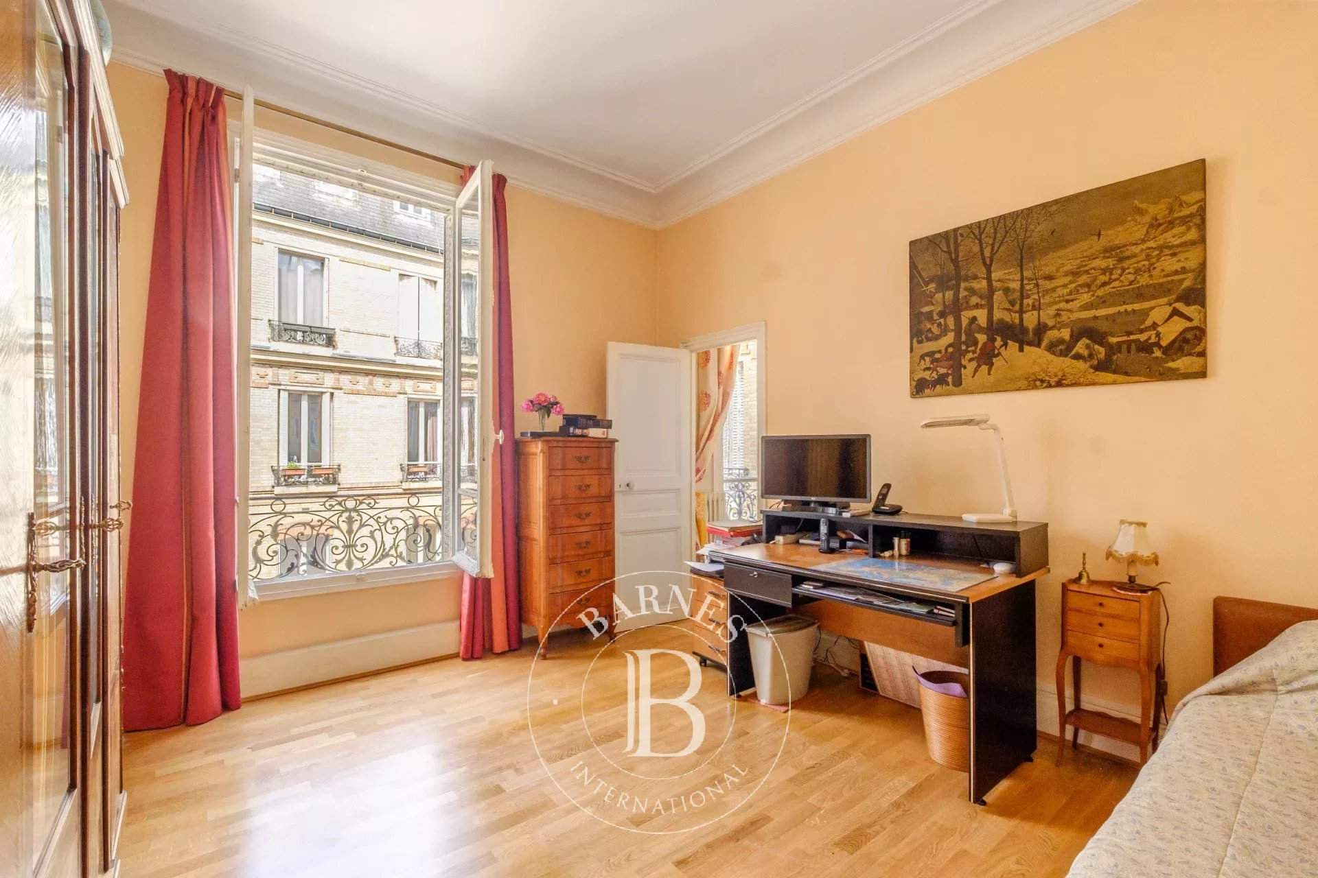Paris  - Apartment 4 Bedrooms - picture 9
