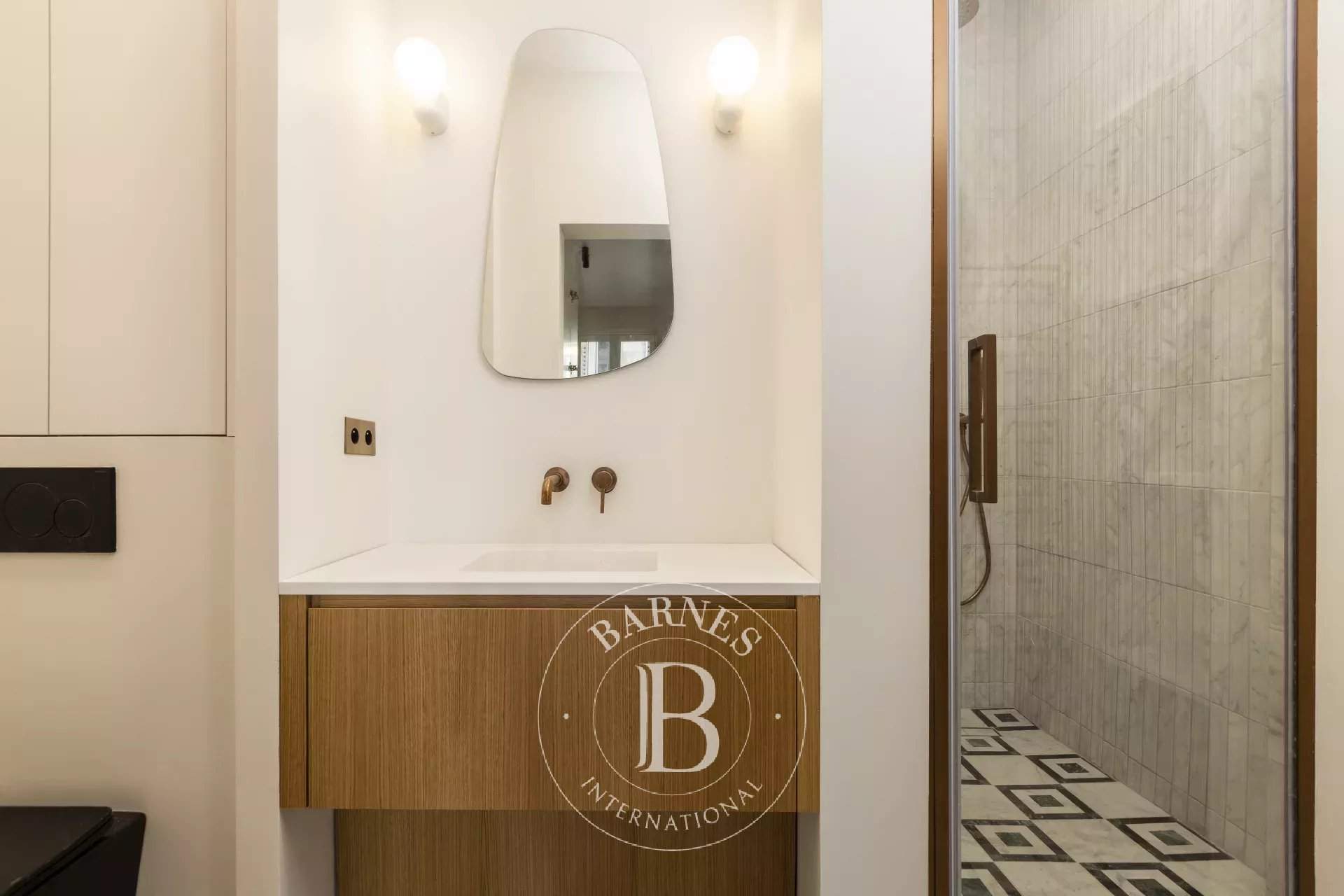 Paris  - Appartement 5 Pi&egrave;ces 3 Chambres - picture 7