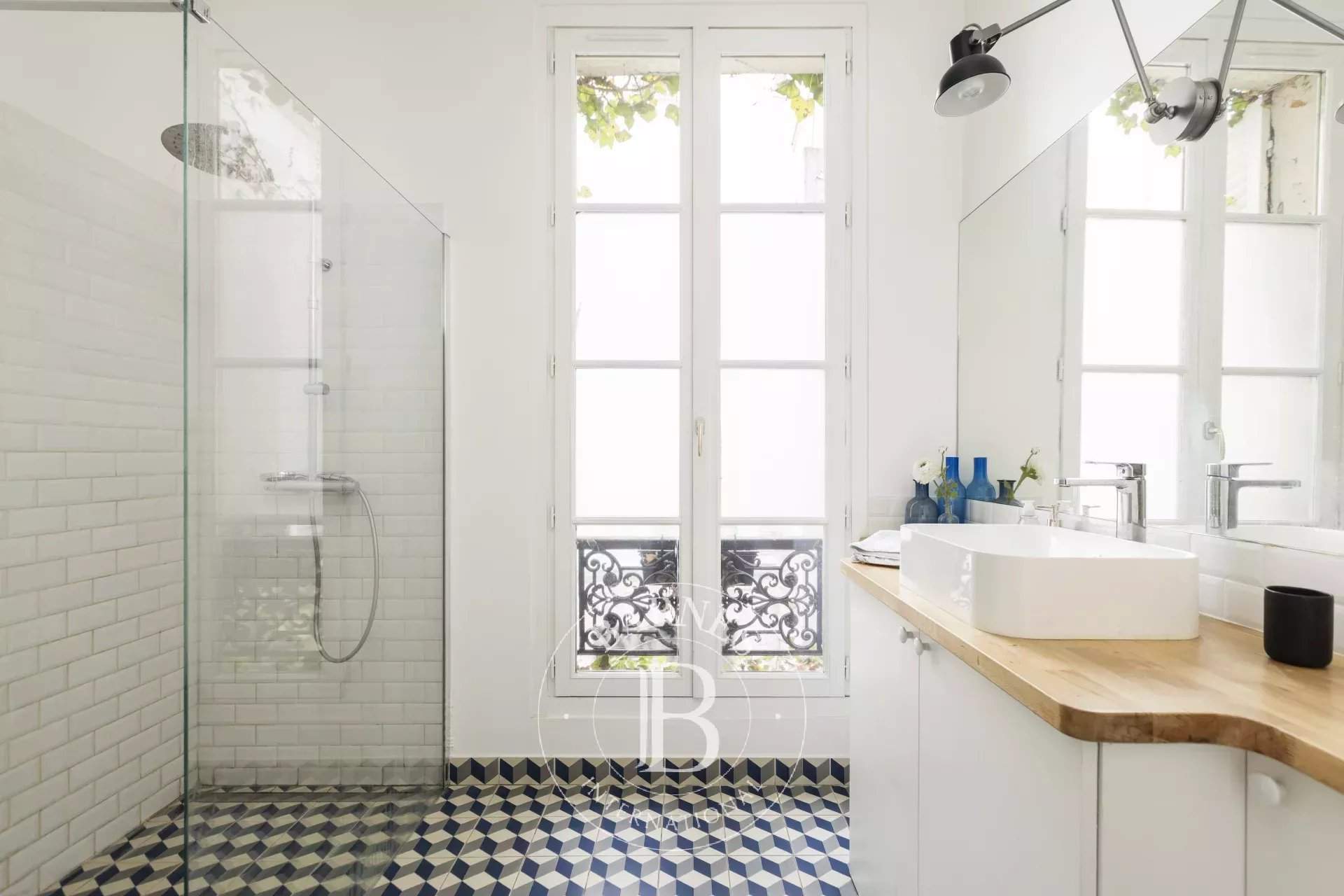 Paris  - Appartement 4 Pi&egrave;ces 2 Chambres - picture 9