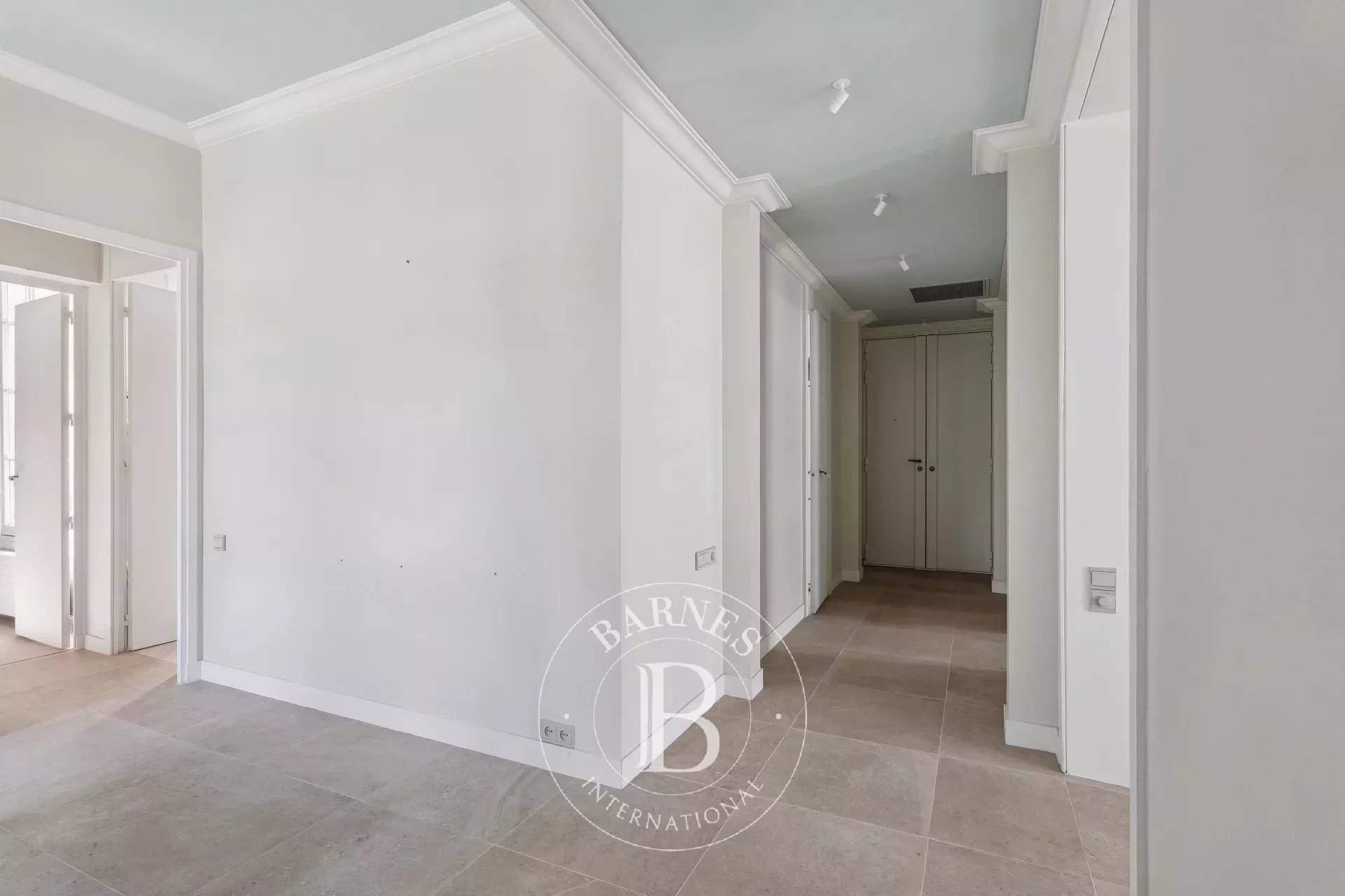 Paris  - Apartment 2 Bedrooms - picture 5