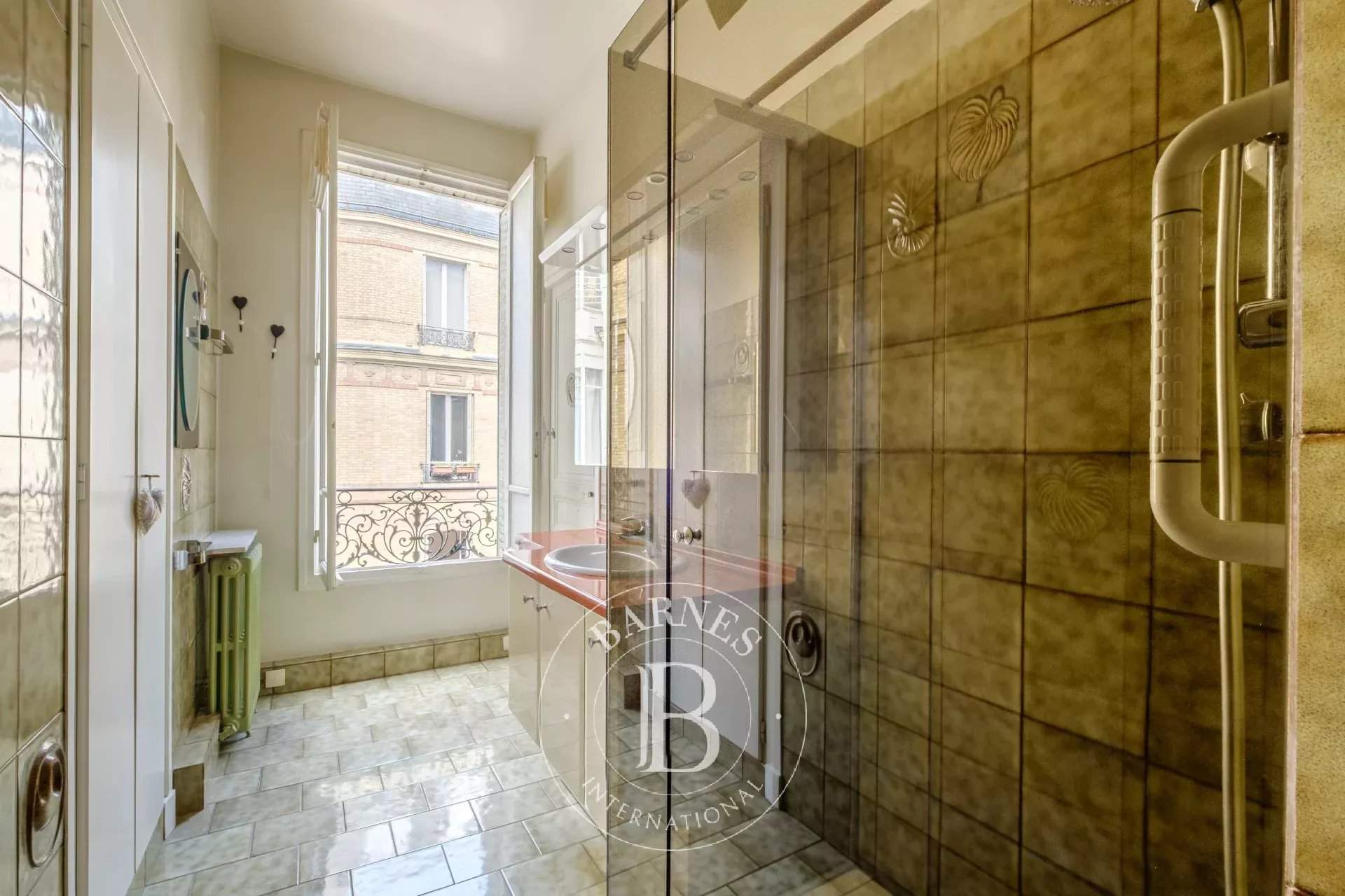 Paris  - Apartment 4 Bedrooms - picture 12