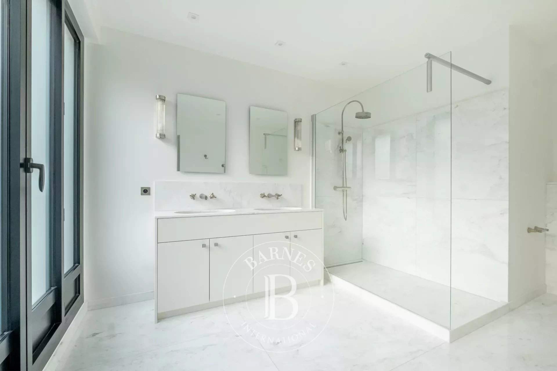 Paris  - Apartment 5 Bedrooms - picture 19