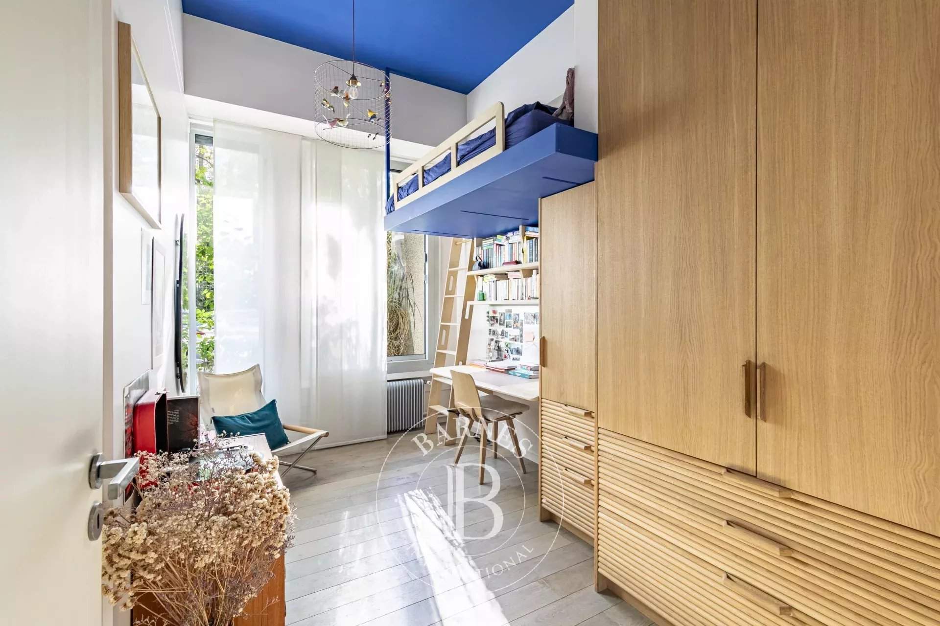 Paris  - Apartment 4 Bedrooms - picture 11