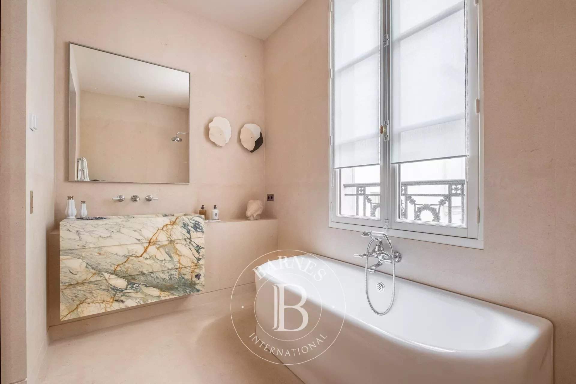 Paris  - Appartement 5 Pi&egrave;ces 3 Chambres - picture 13