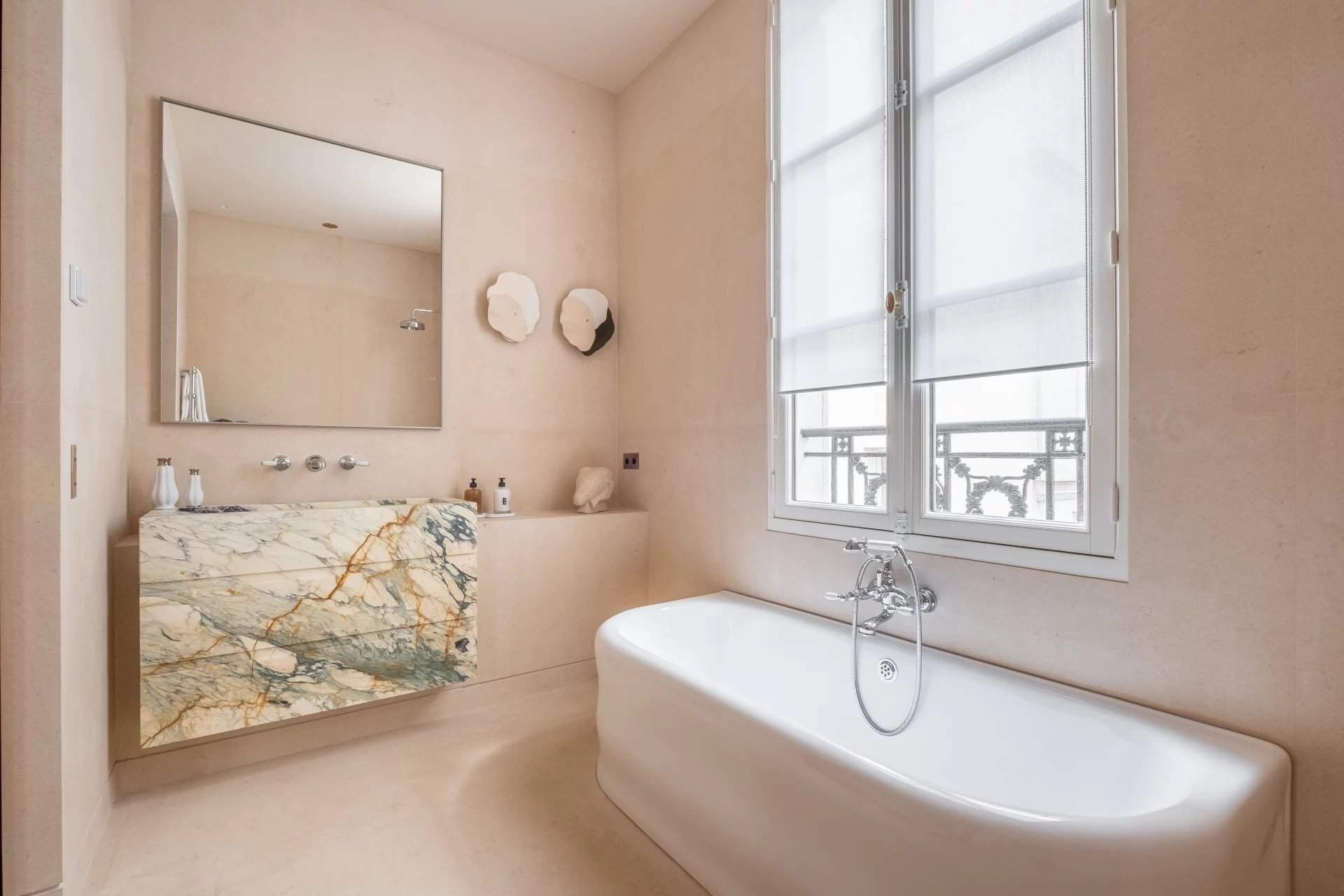 Paris  - Appartement 5 Pi&egrave;ces 3 Chambres - picture 13