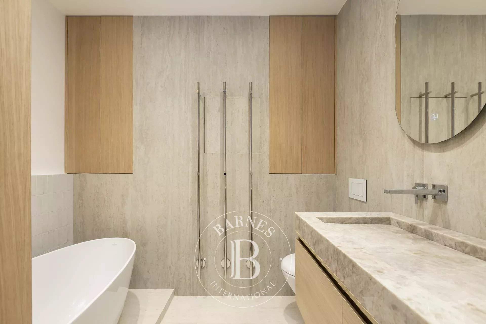 Paris  - Appartement 6 Pi&egrave;ces 2 Chambres - picture 10