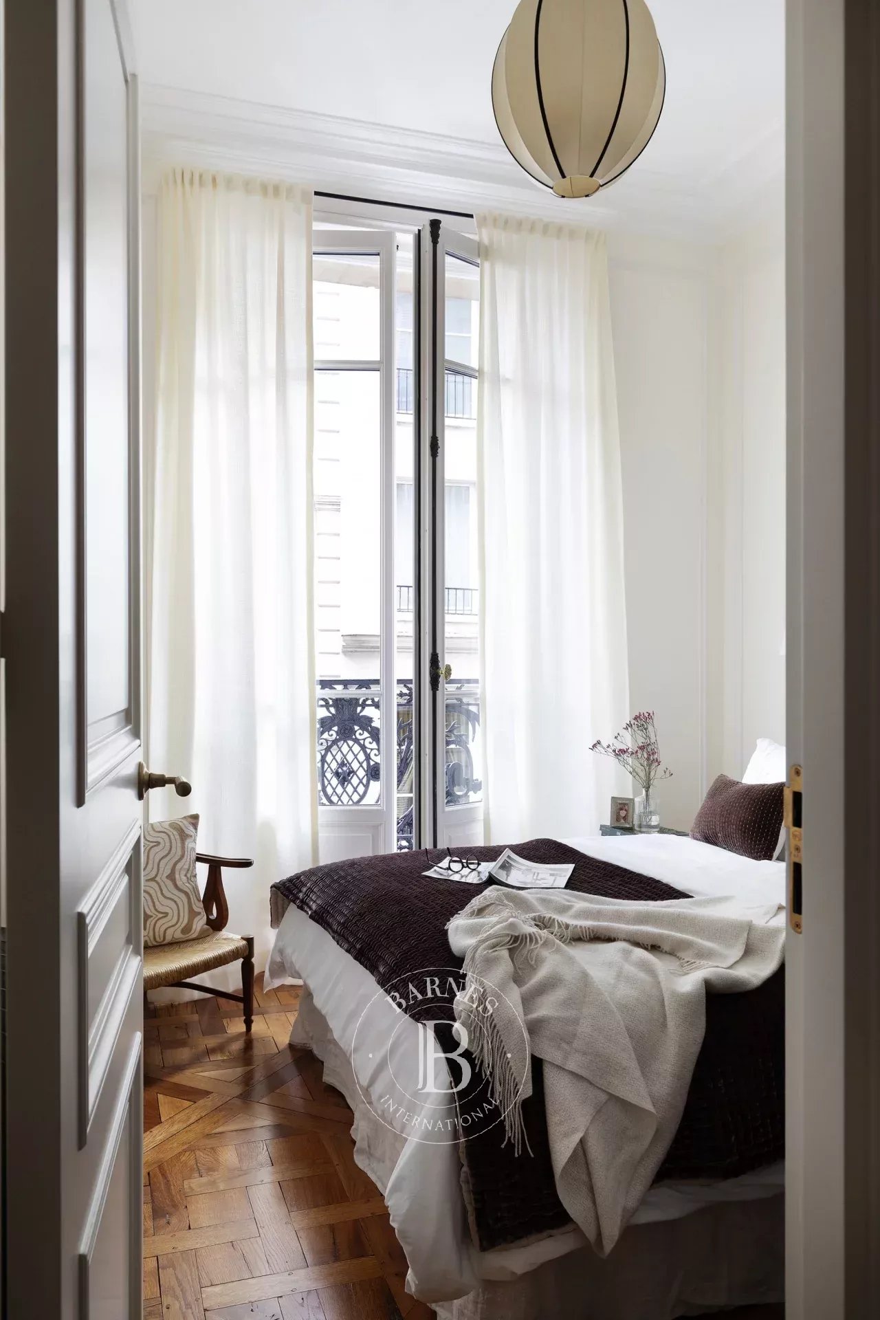 Paris  - Appartement 4 Pi&egrave;ces 2 Chambres - picture 7