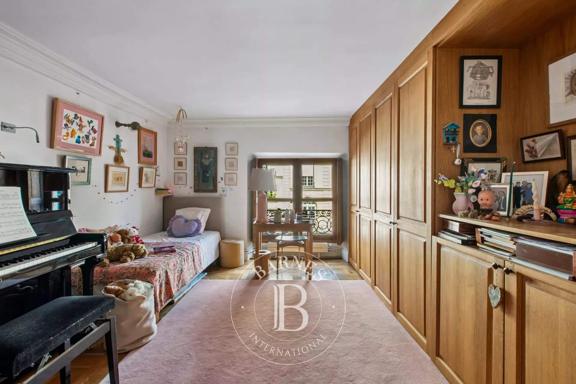 Paris  - Apartment 2 Bedrooms - picture 11