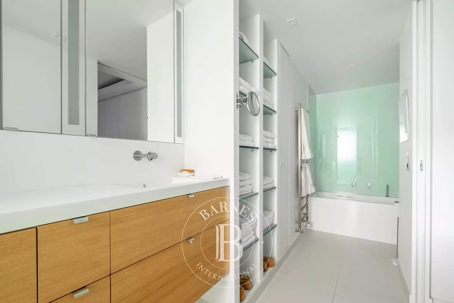 Paris  - Apartment 2 Bedrooms - picture 10