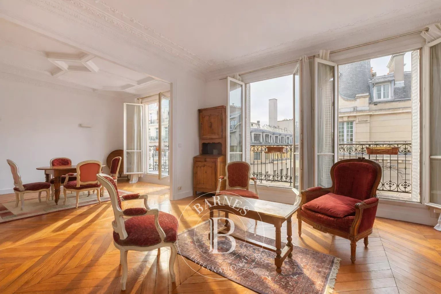 Paris  - Appartement 6 Pi&egrave;ces 4 Chambres - picture 1