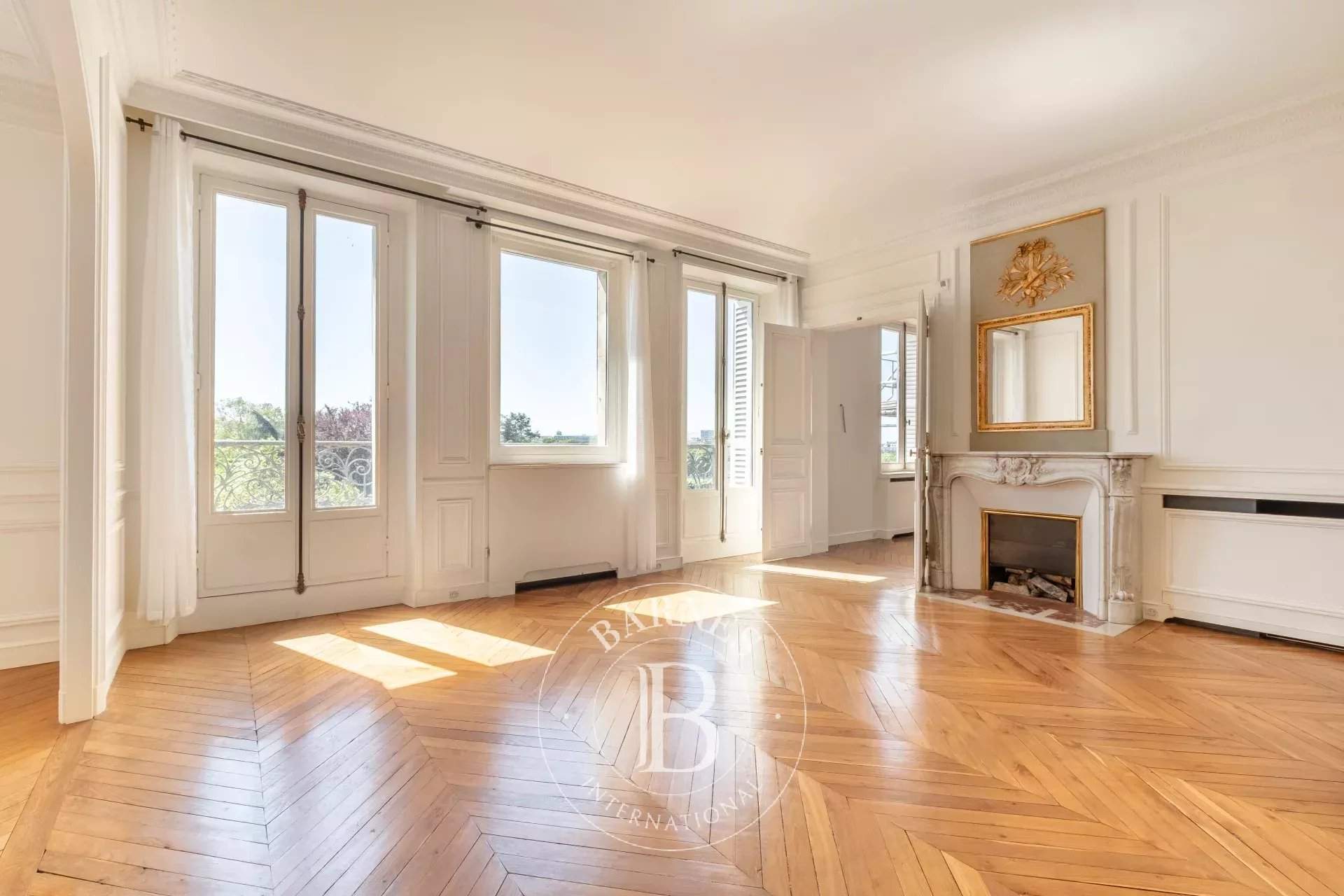 Paris  - Apartment 2 Bedrooms - picture 1