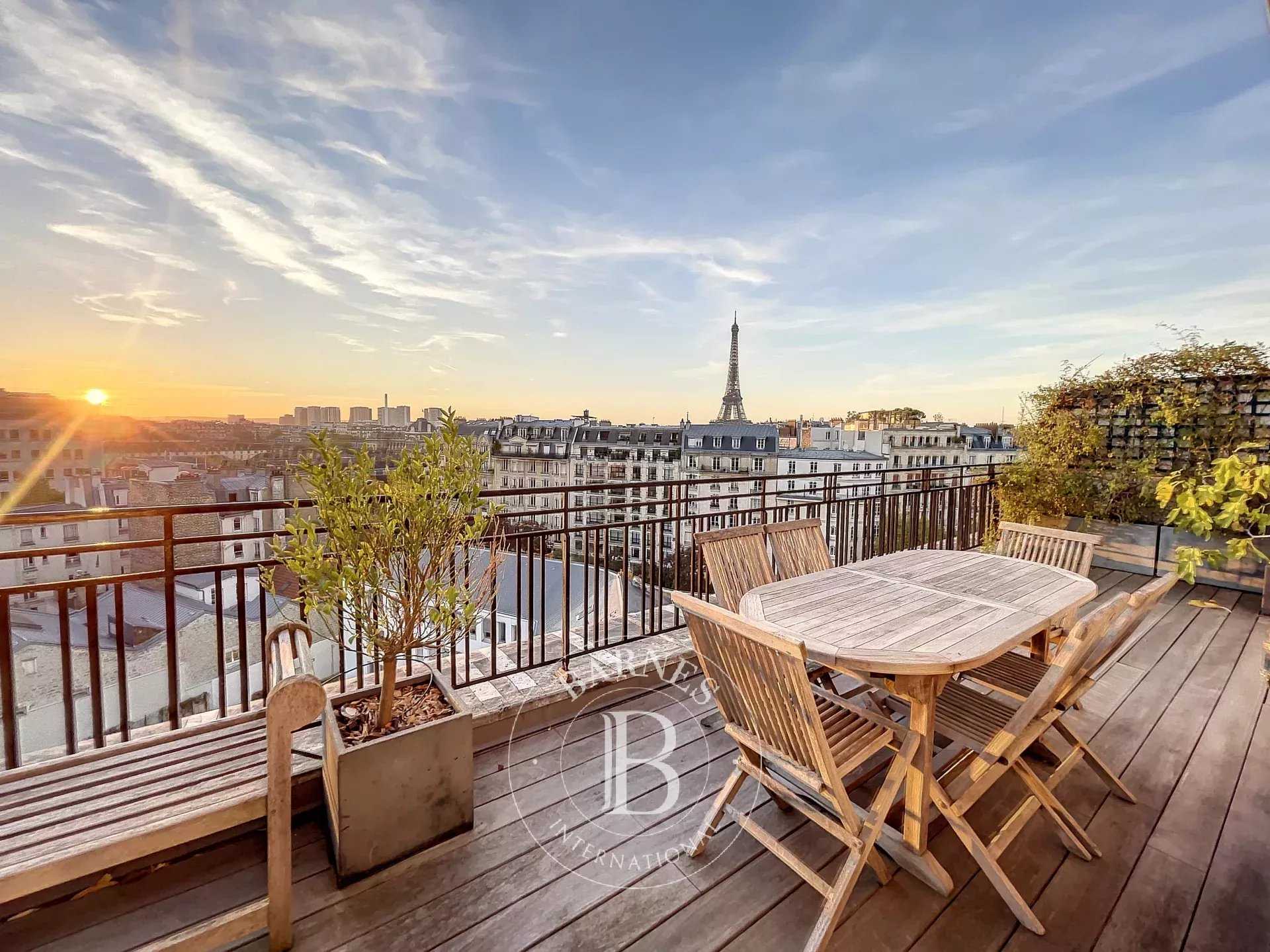Paris  - Apartment 3 Bedrooms