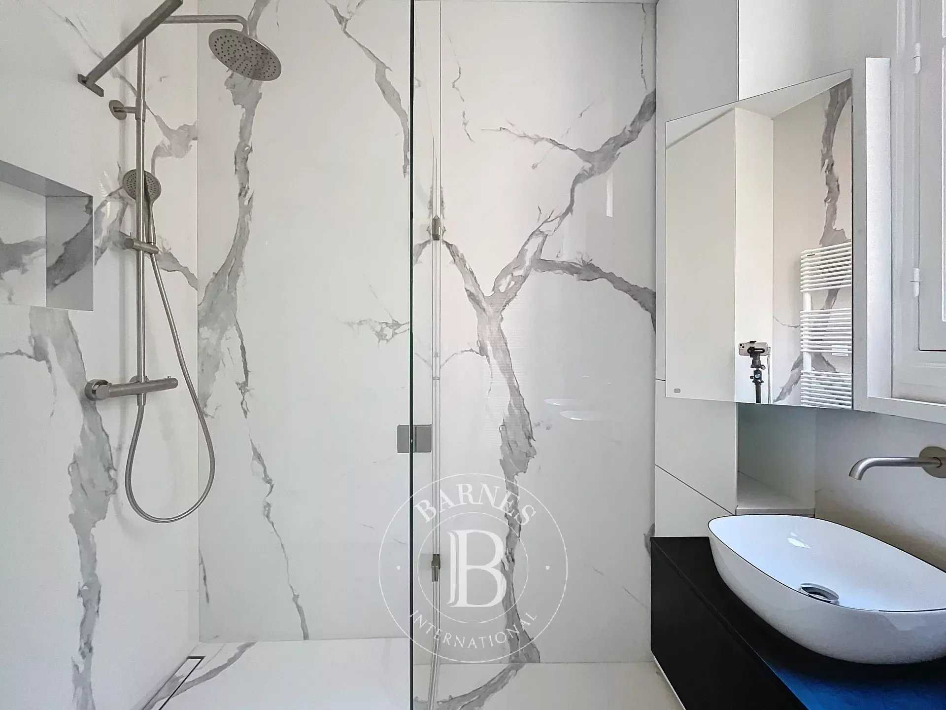Paris  - Apartment 2 Bedrooms