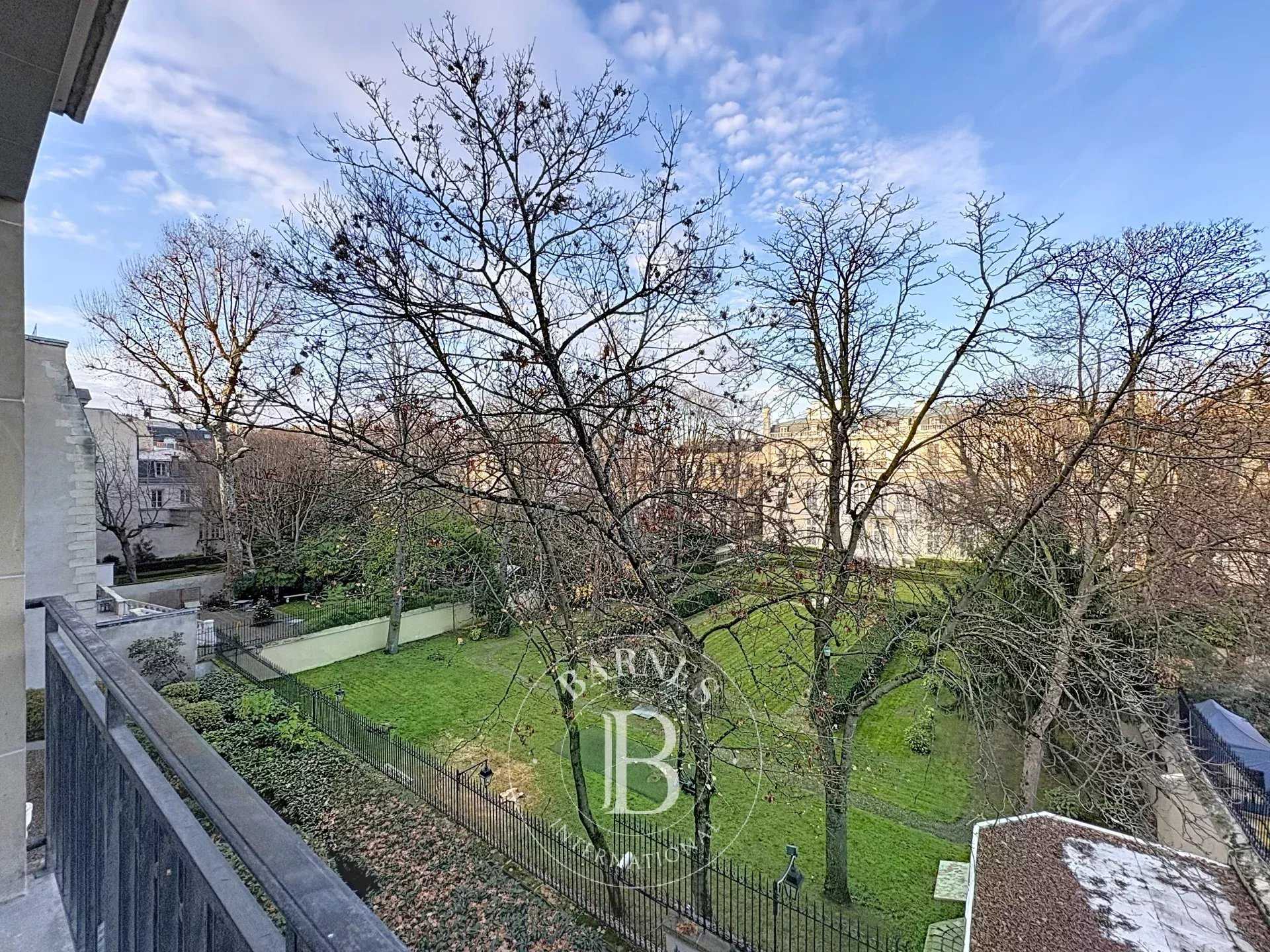 Paris  - Appartement 2 Pi&egrave;ces, 1 Chambre