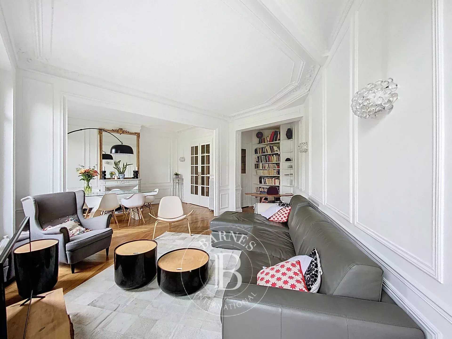 Paris  - Apartment 3 Bedrooms