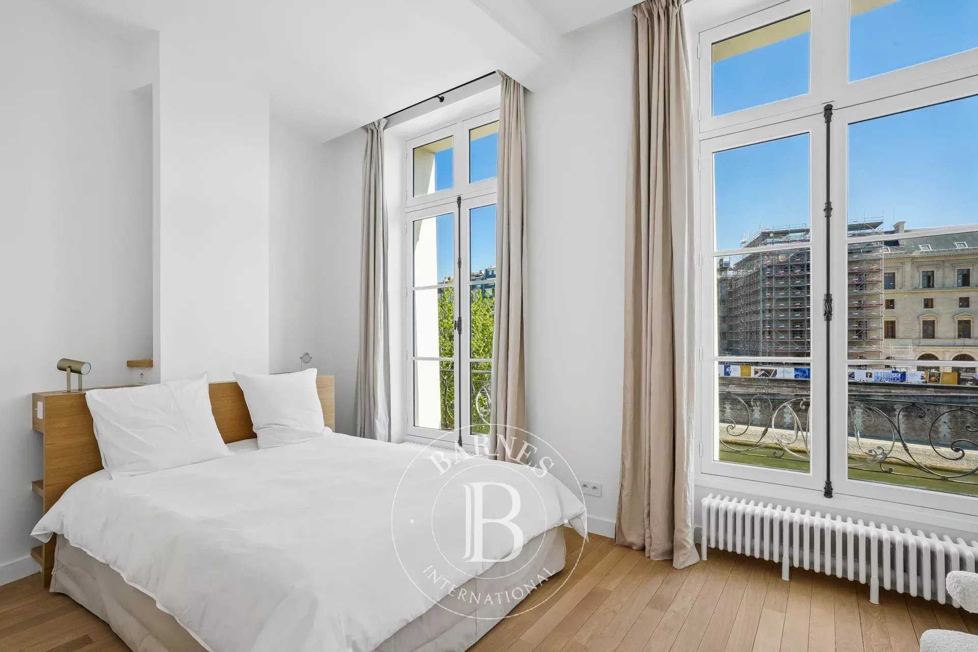 Paris  - Piso 4 Cuartos 2 Habitaciones