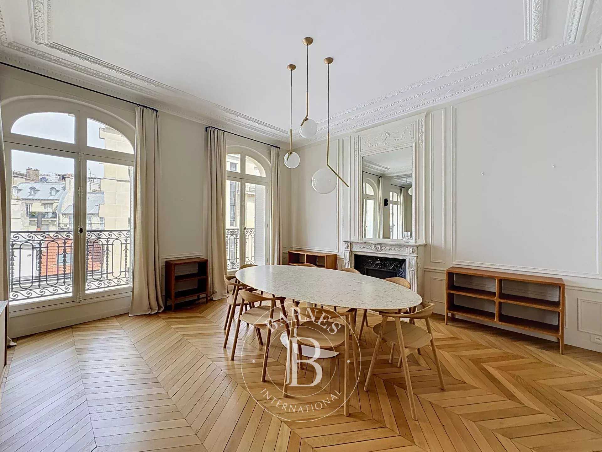 Paris  - Apartment 3 Bedrooms