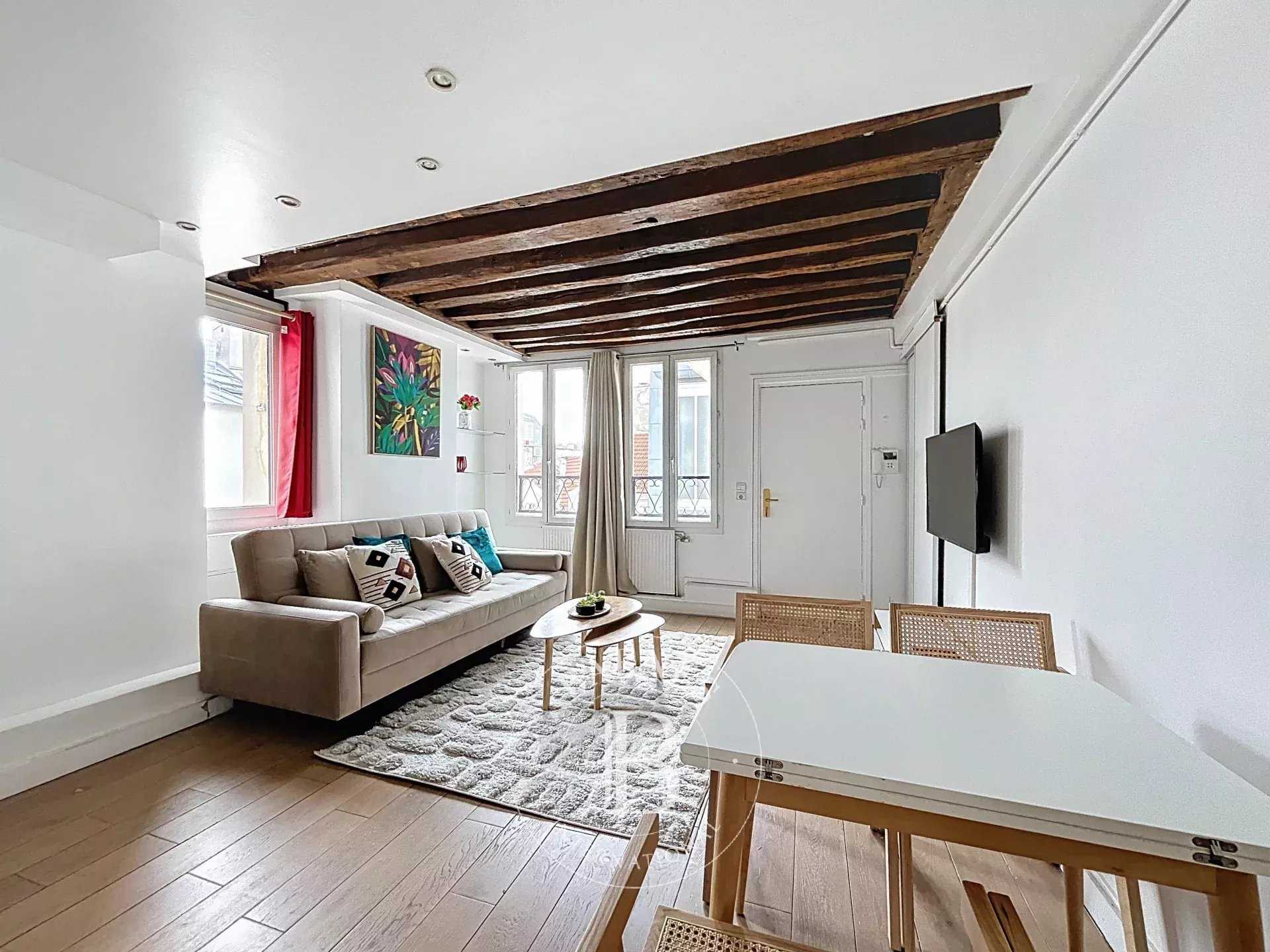 Paris  - Appartement 2 Pièces, 1 Chambre