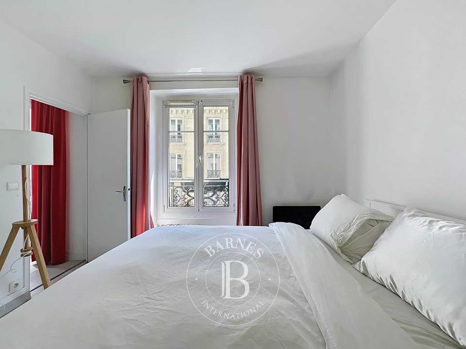 Paris  - Piso 2 Cuartos, 1 Habitacion