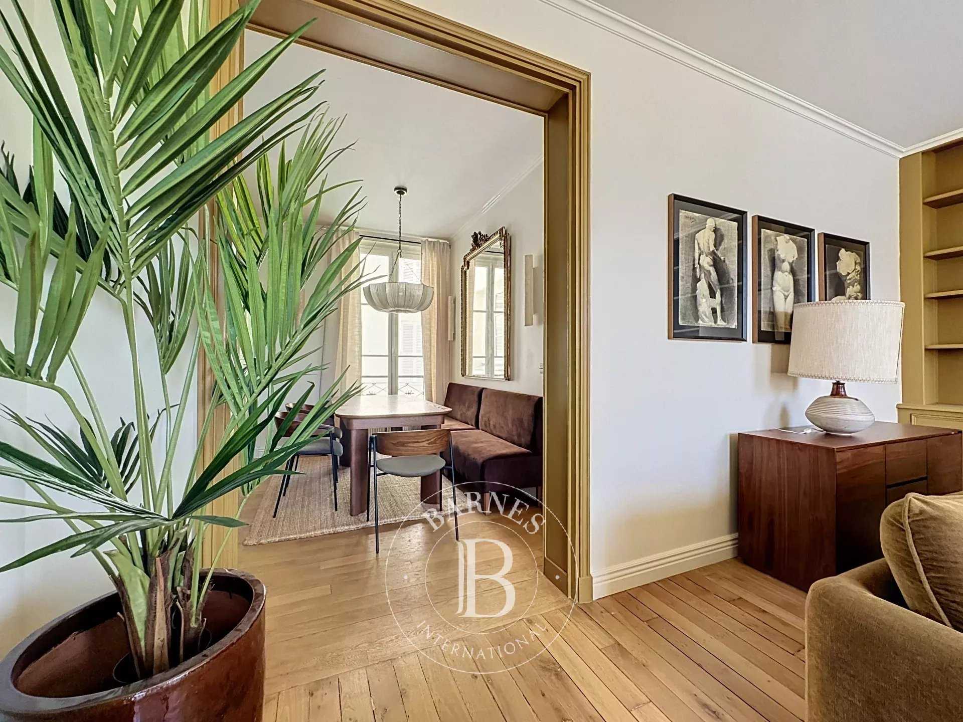 Paris  - Apartment 2 Bedrooms