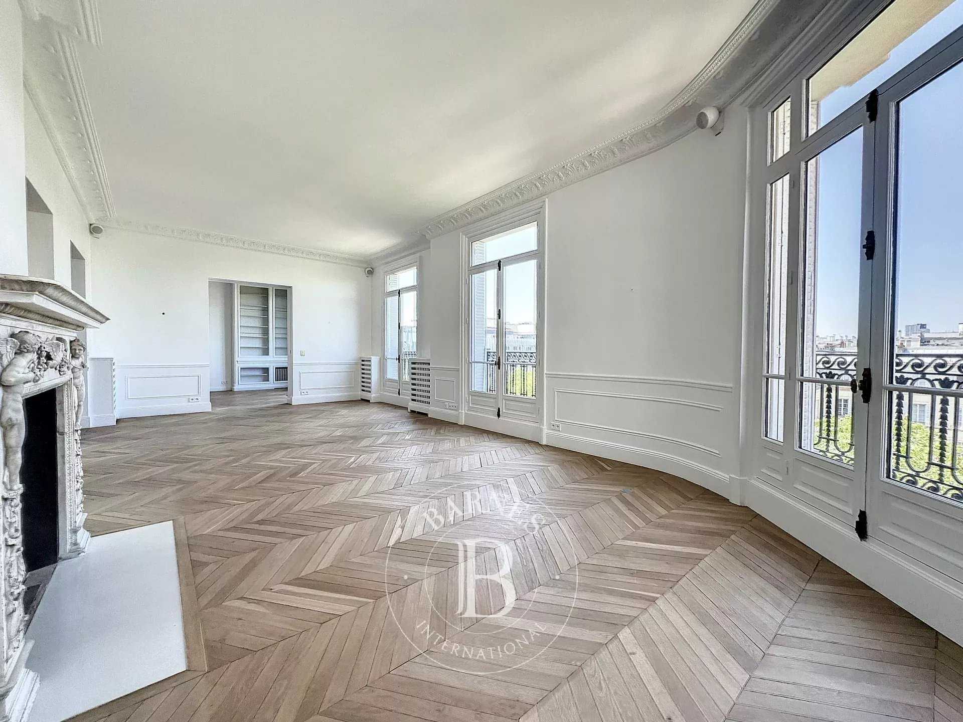 Paris  - Apartment 3 Bedrooms