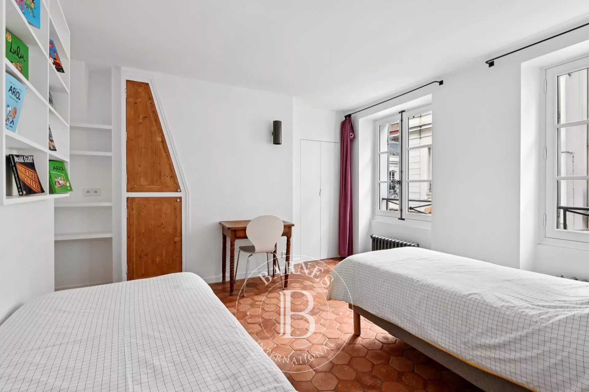 Paris  - Apartment 2 Bedrooms