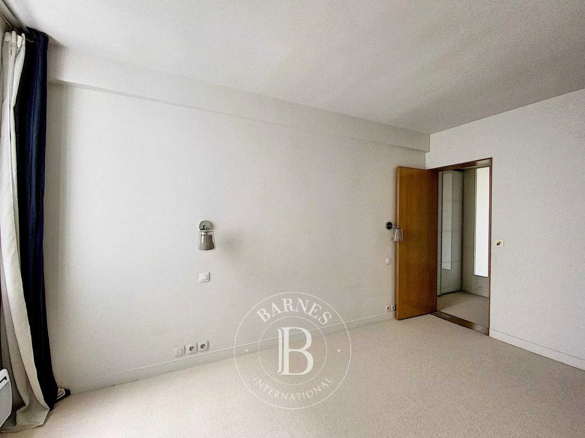 Paris  - Apartment 1 Bedroom