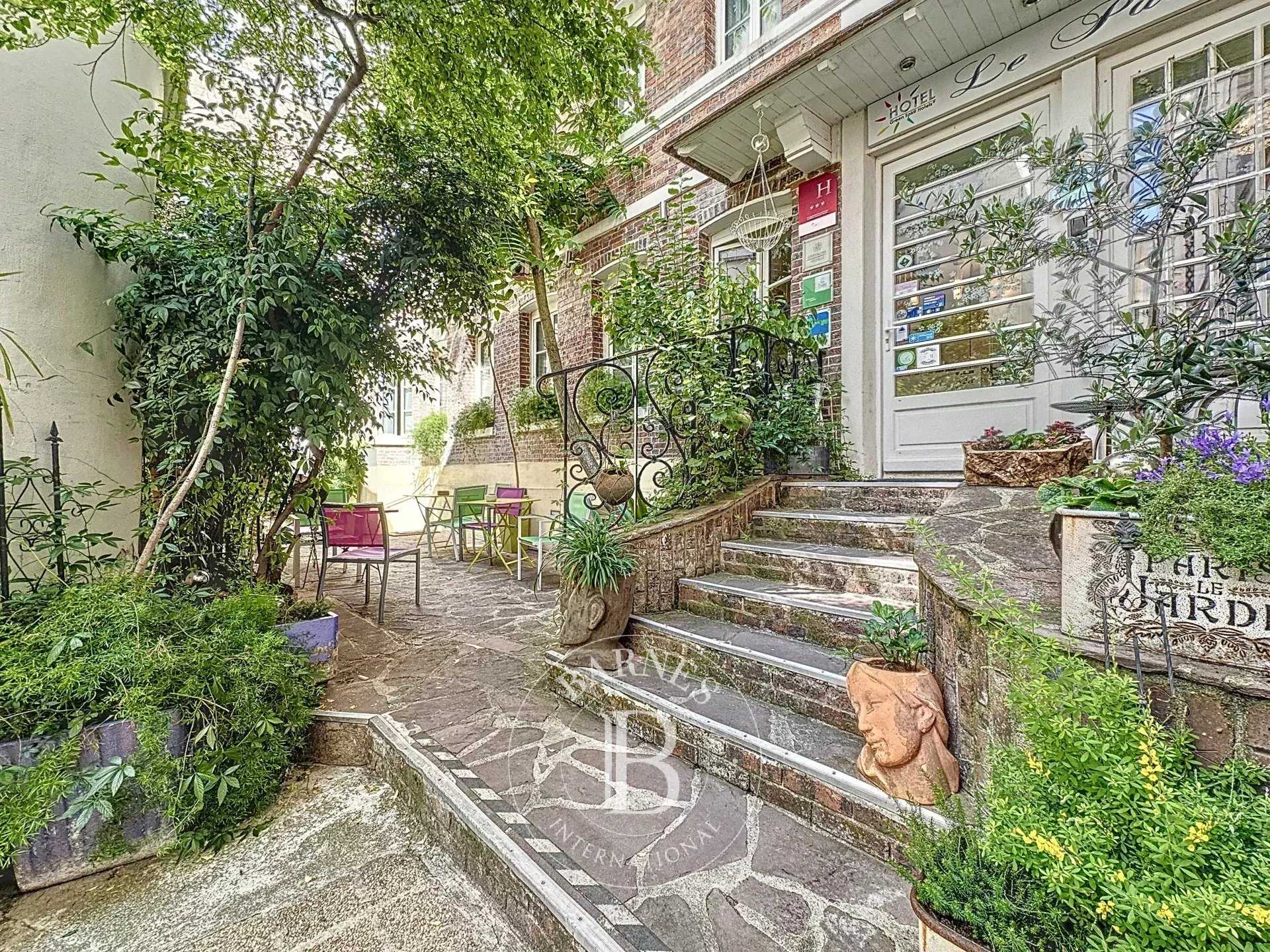 Paris  - Apartment 