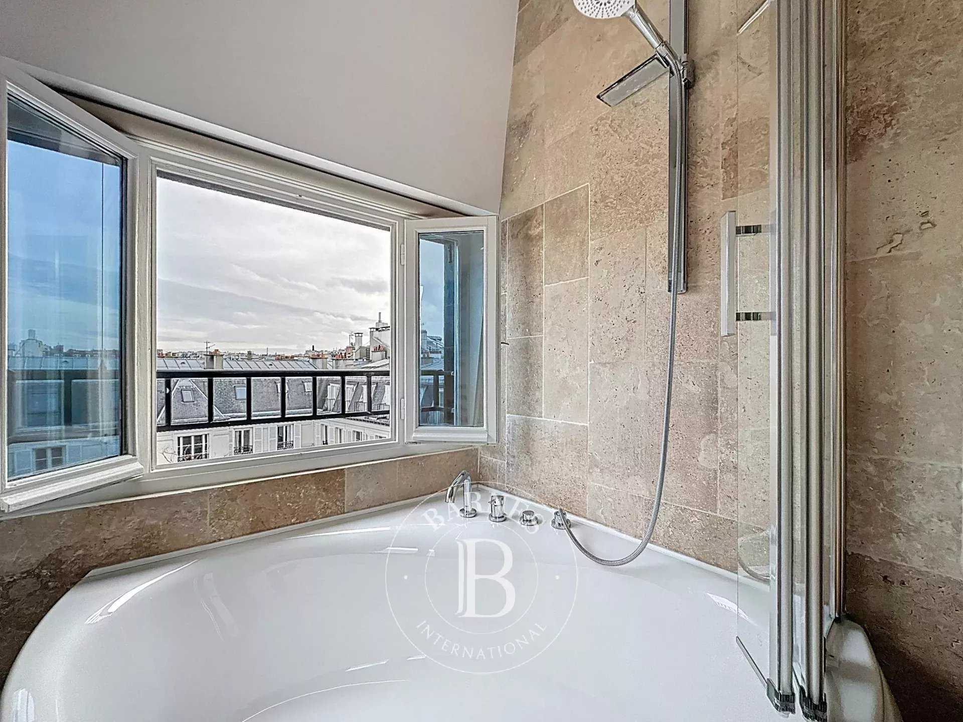 Paris  - Piso 1 Cuarto