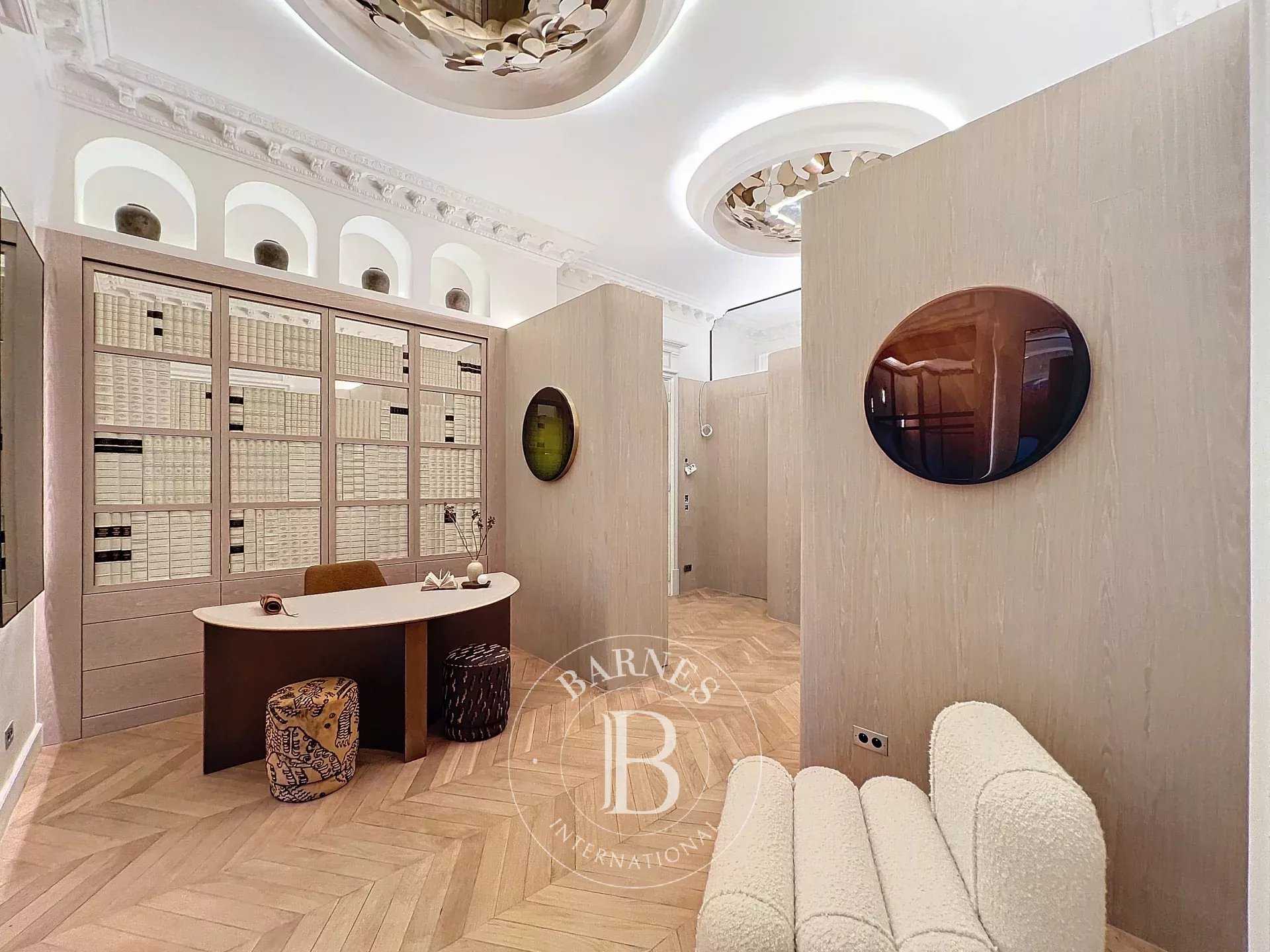 Paris  - Apartment 2 Bedrooms