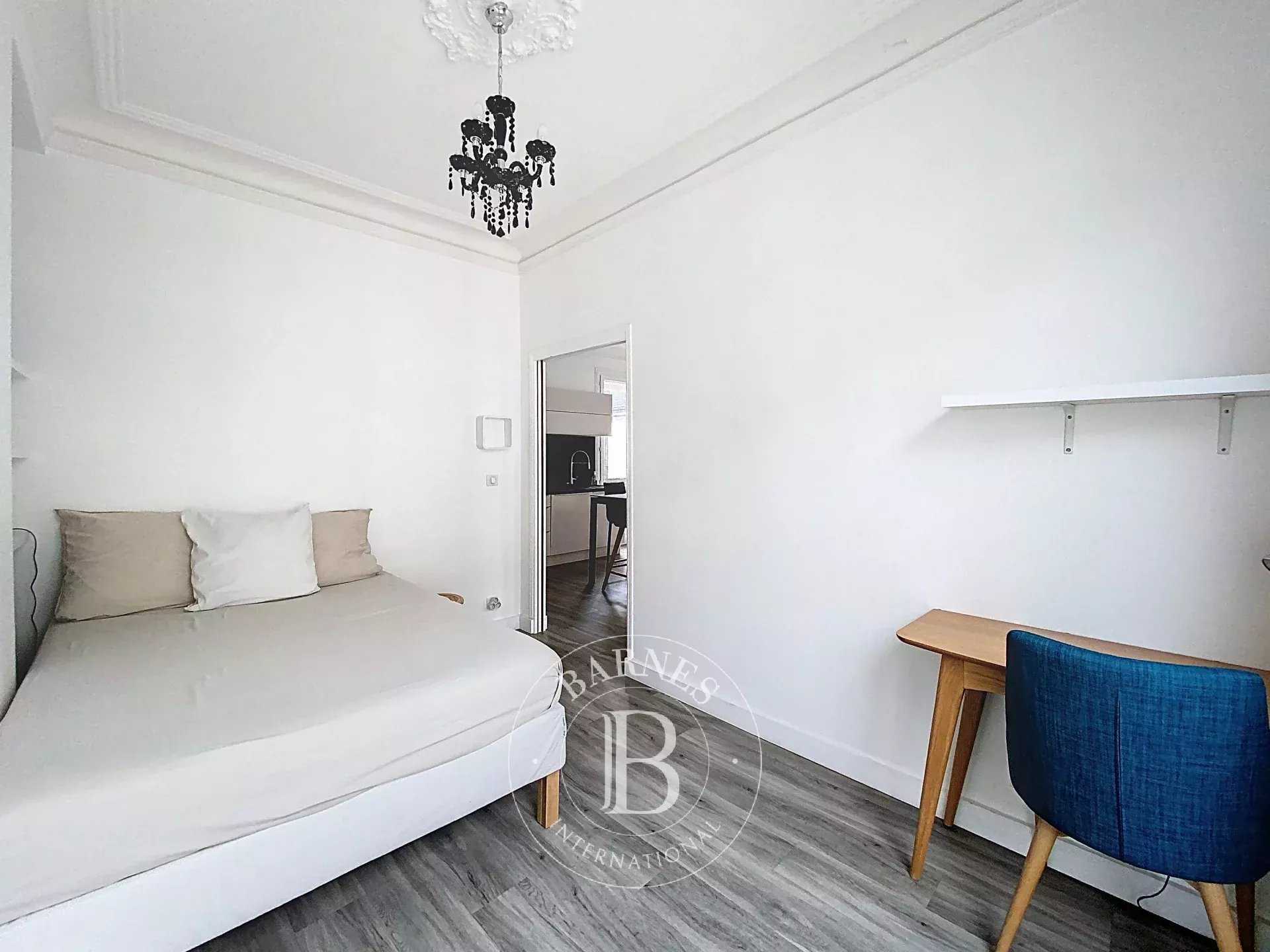 Paris  - Apartment 3 Bedrooms