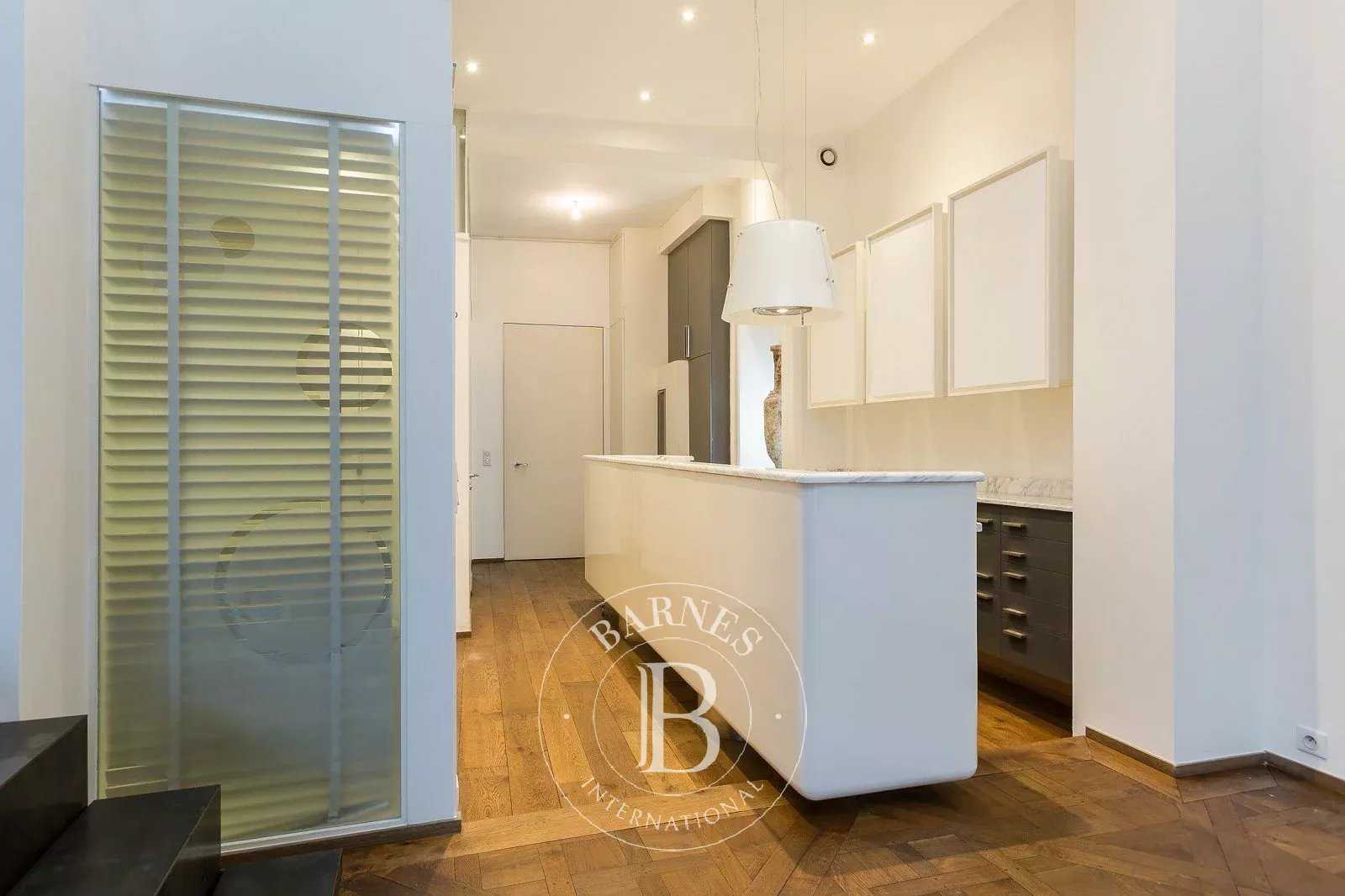 Paris  - Piso 2 Cuartos, 1 Habitacion