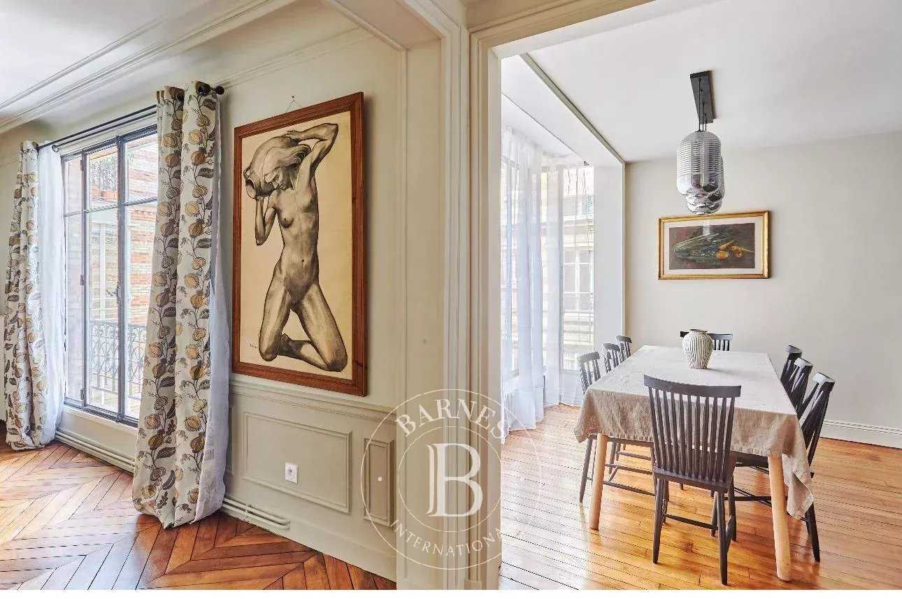Paris  - Apartment 2 Bedrooms