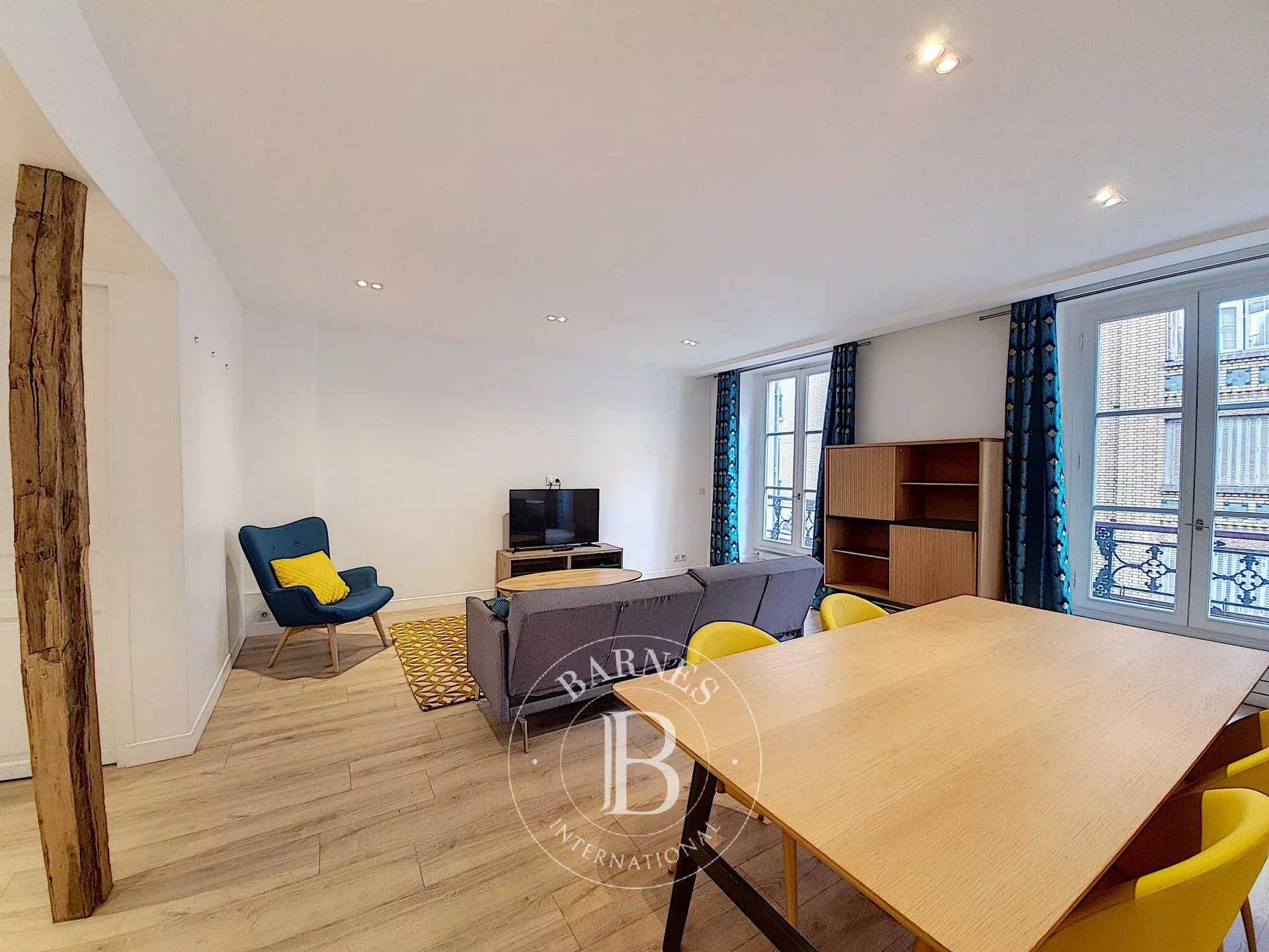 Paris  - Appartement 3 Pièces 2 Chambres