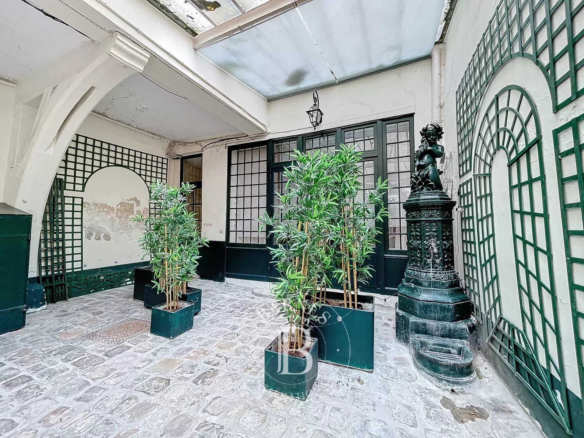 Paris  - Appartement 2 Pièces, 1 Chambre