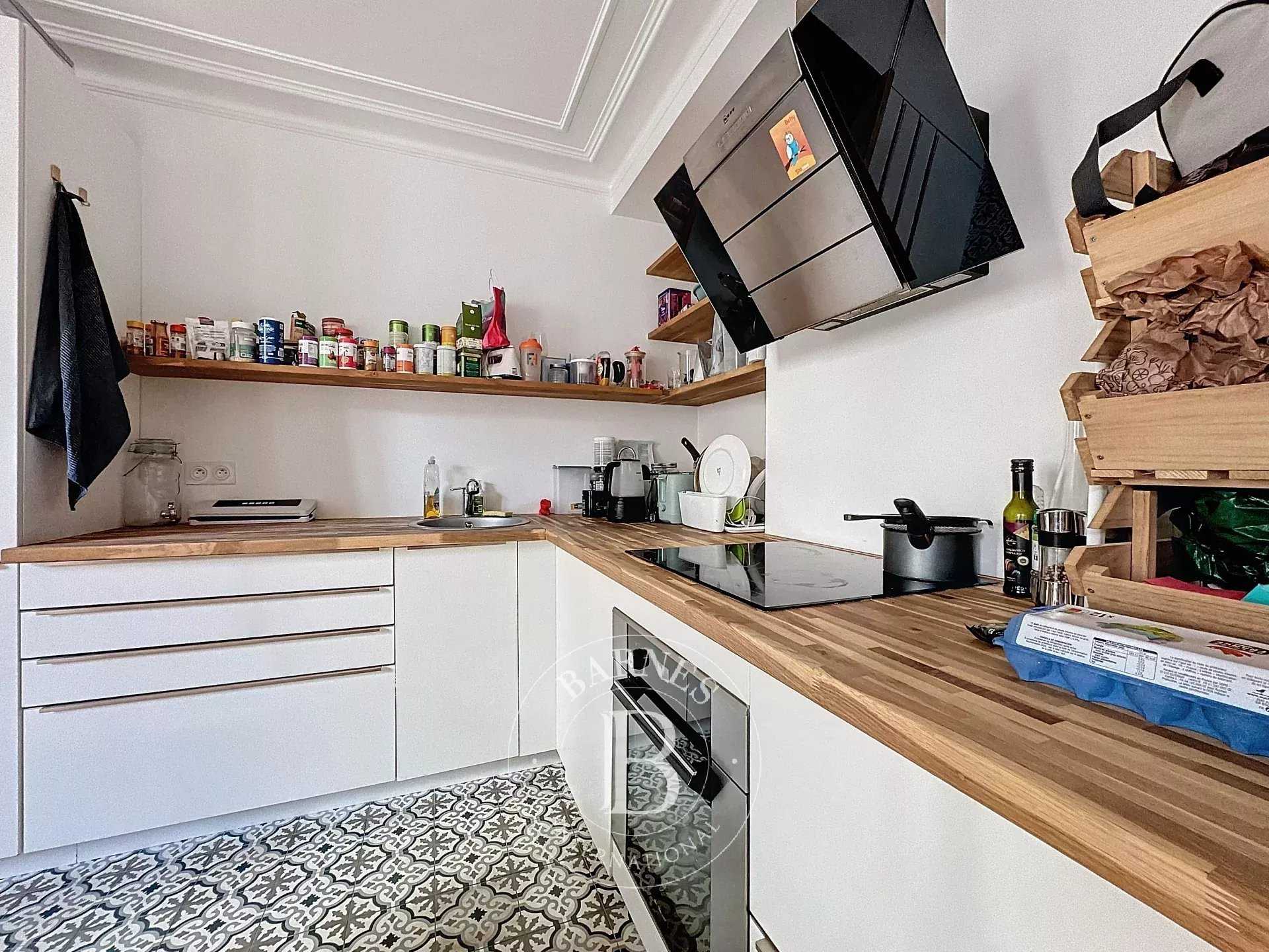 Paris  - Appartement 2 Pi&egrave;ces, 1 Chambre