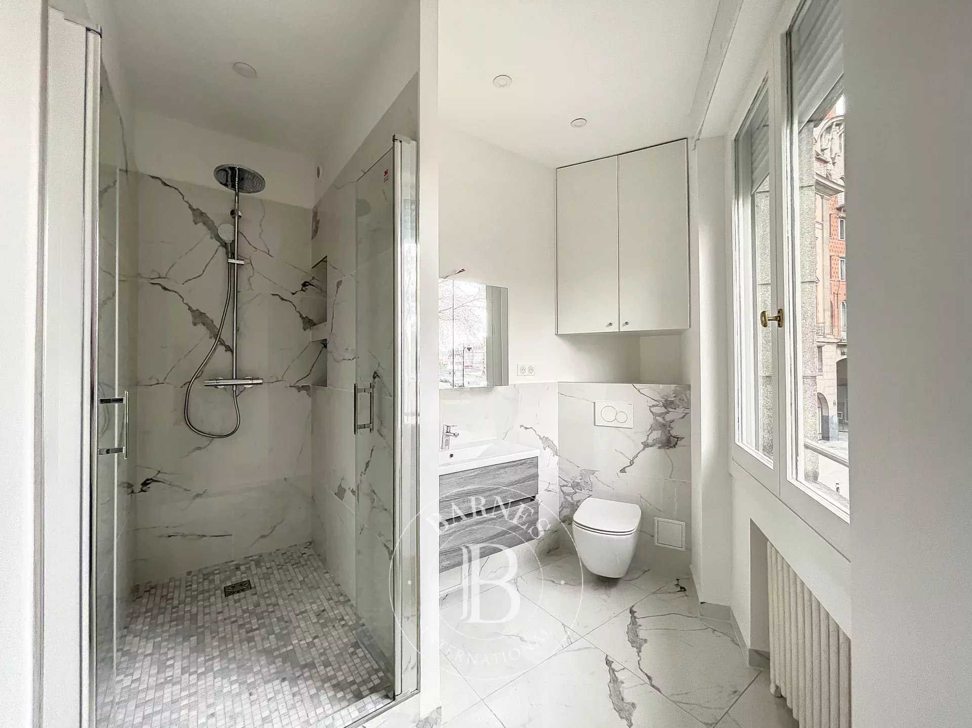 Paris  - Apartment 2 Bedrooms