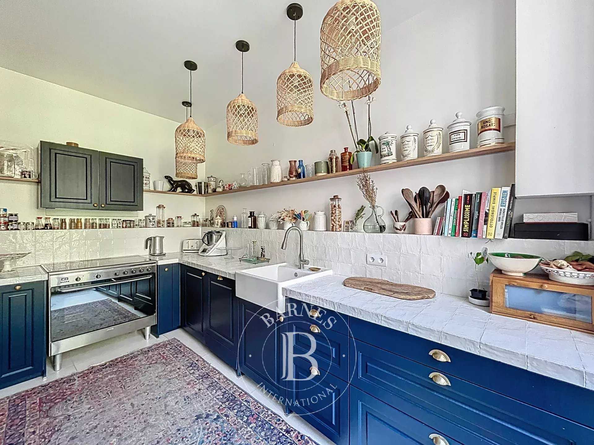 Paris  - Apartment 3 Bedrooms