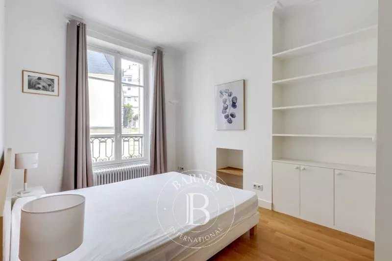 Paris  - Appartement 4 Pièces 2 Chambres