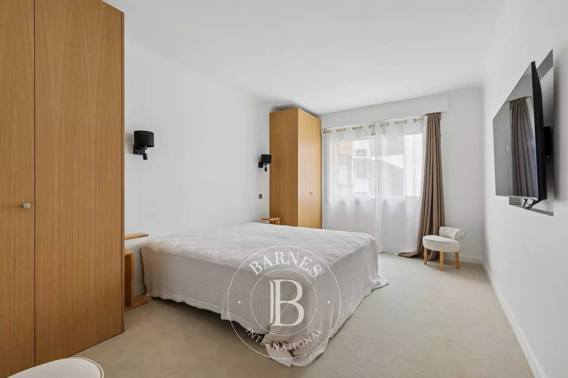 Paris  - Apartment 2 Bedrooms
