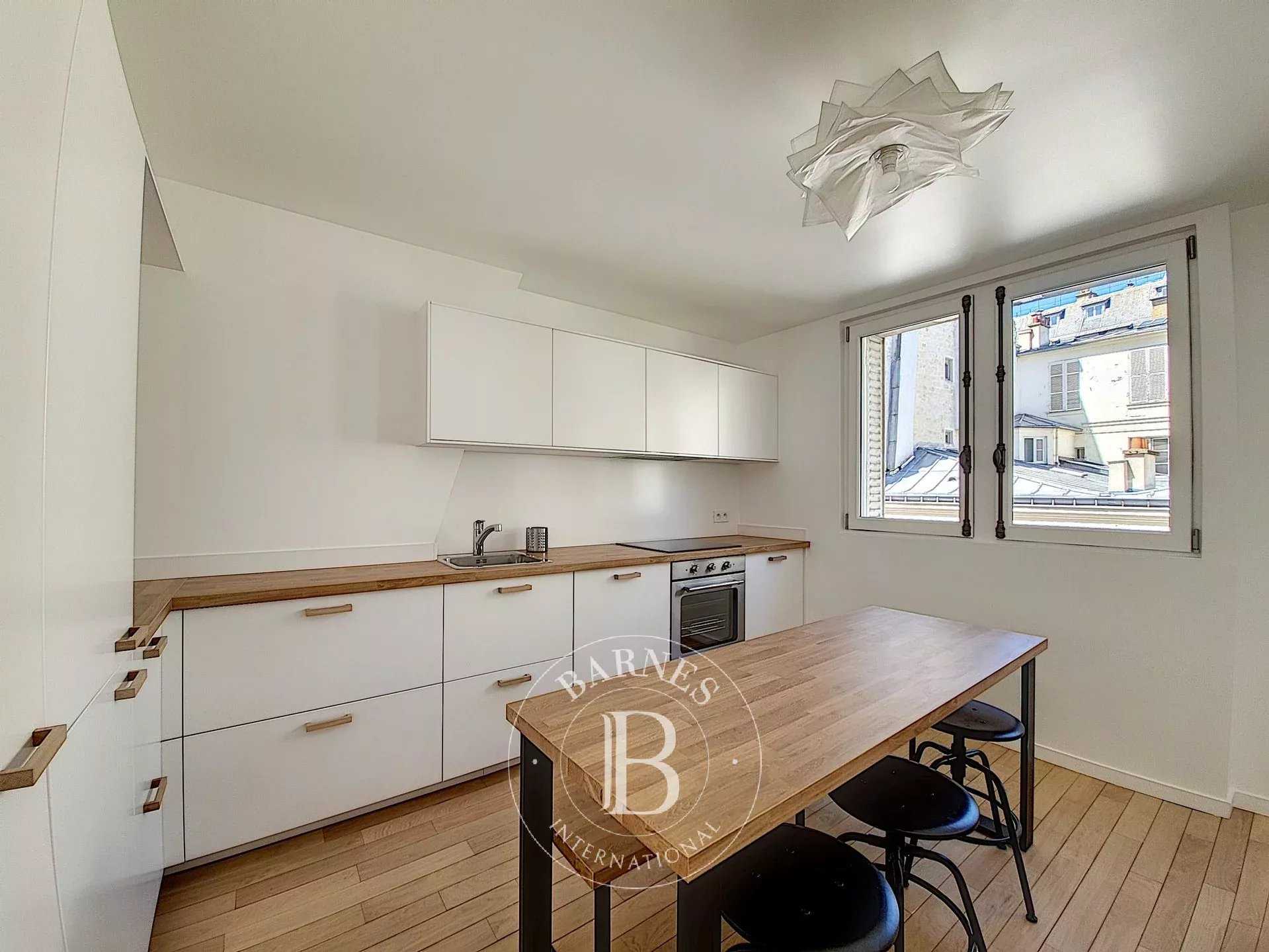 Paris  - Piso 3 Cuartos 2 Habitaciones