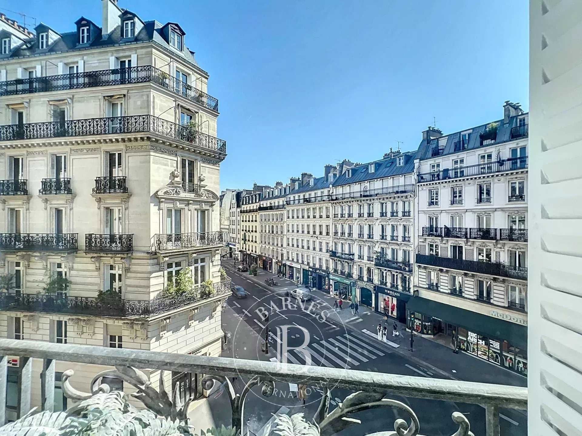 Paris  - Appartement 3 Pièces 2 Chambres
